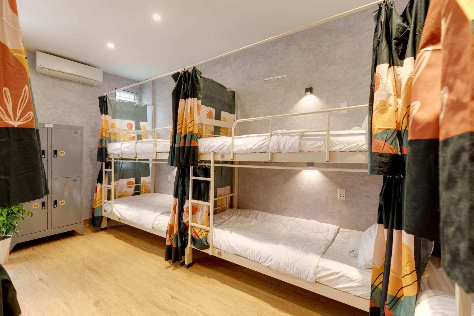 Saigon Authentic Alley - Daily Walking Morning Tour, Free Breakfast, Gym & Rooftop Billiard *