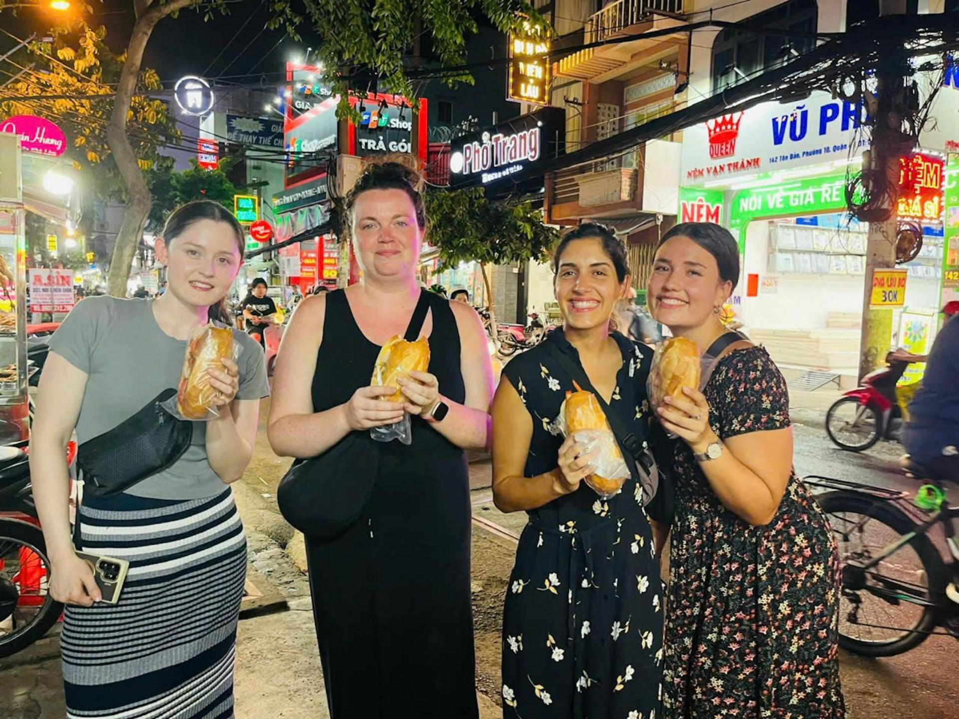 Saigon Authentic Alley - Daily Walking Morning Tour, Free Breakfast, Gym & Rooftop Billiard