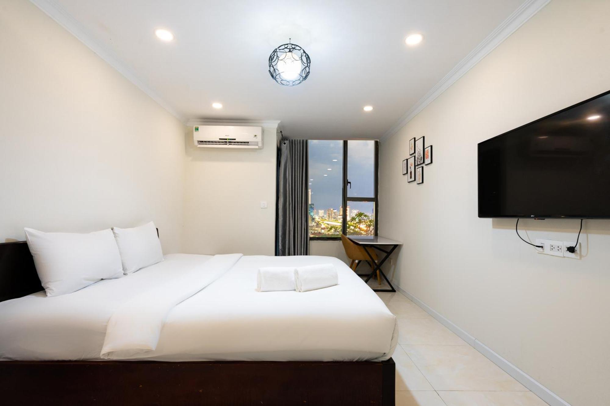 Otis - Rivergate Building District 4 * TP. Hồ Chí Minh