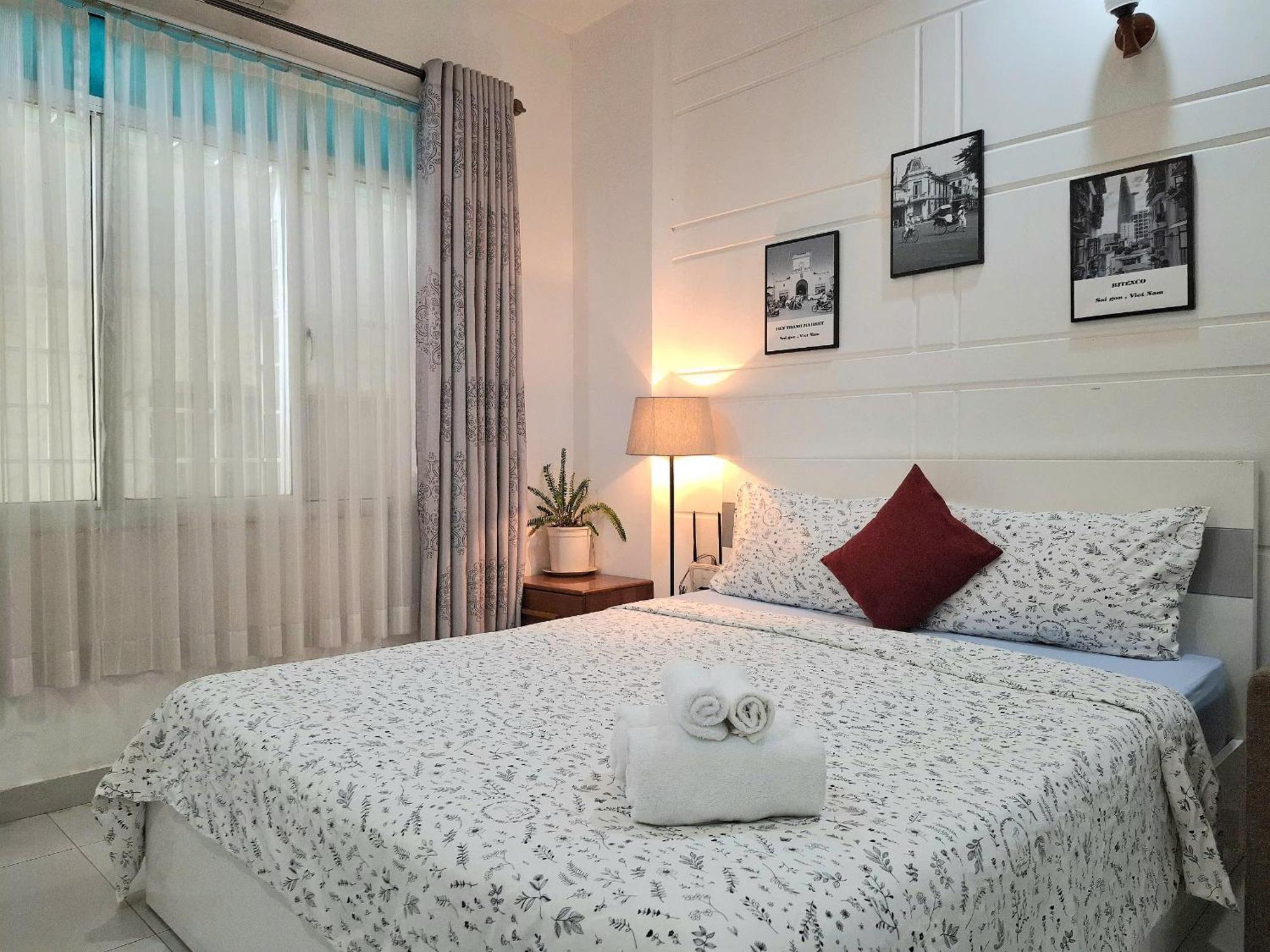 Eco Saigon Apartment *