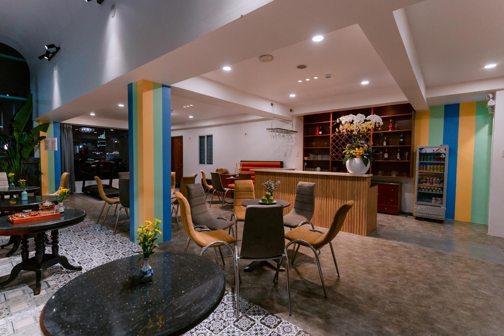 Hotel Dahlialand Saigon - Trung Tam Quan 1 Cho Ben Thanh 4*