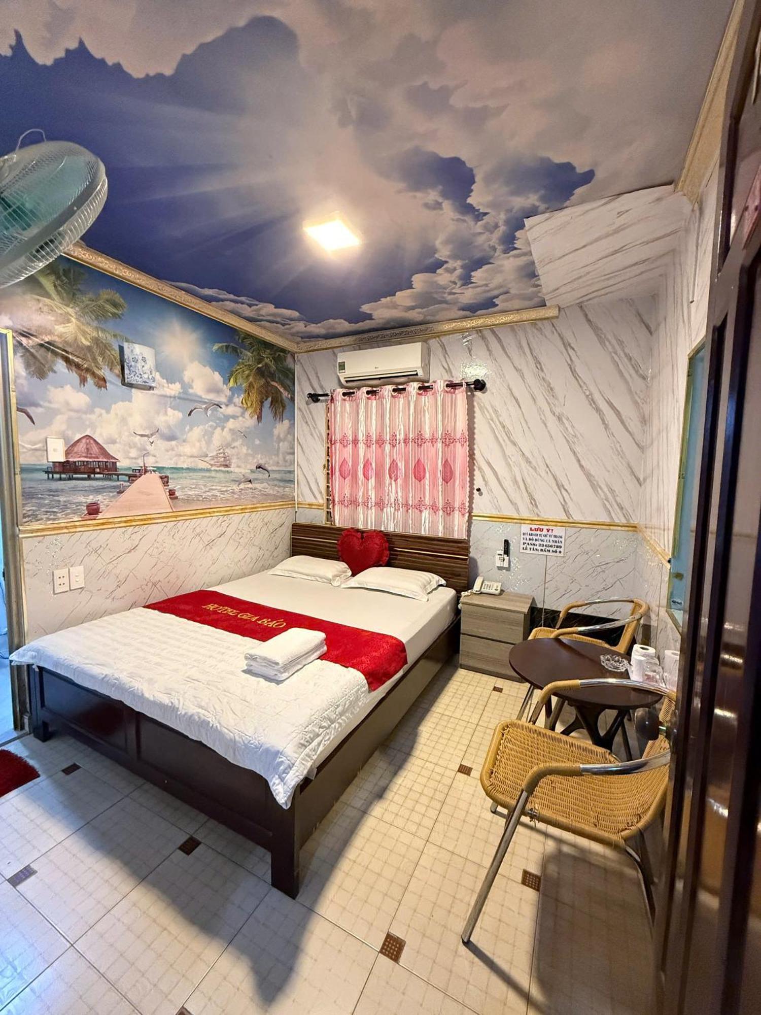 Apartment Gia Bao - 234/3 Bach Dang, Q.binh Thanh - By Bay Luxury