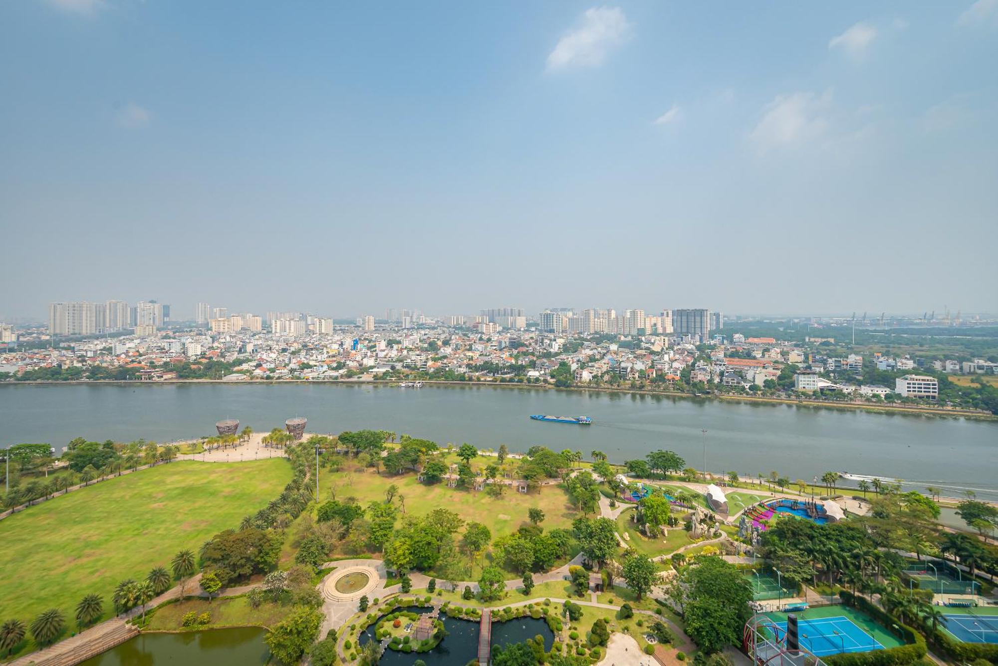 Landmark Condotel Khách sạn 4*