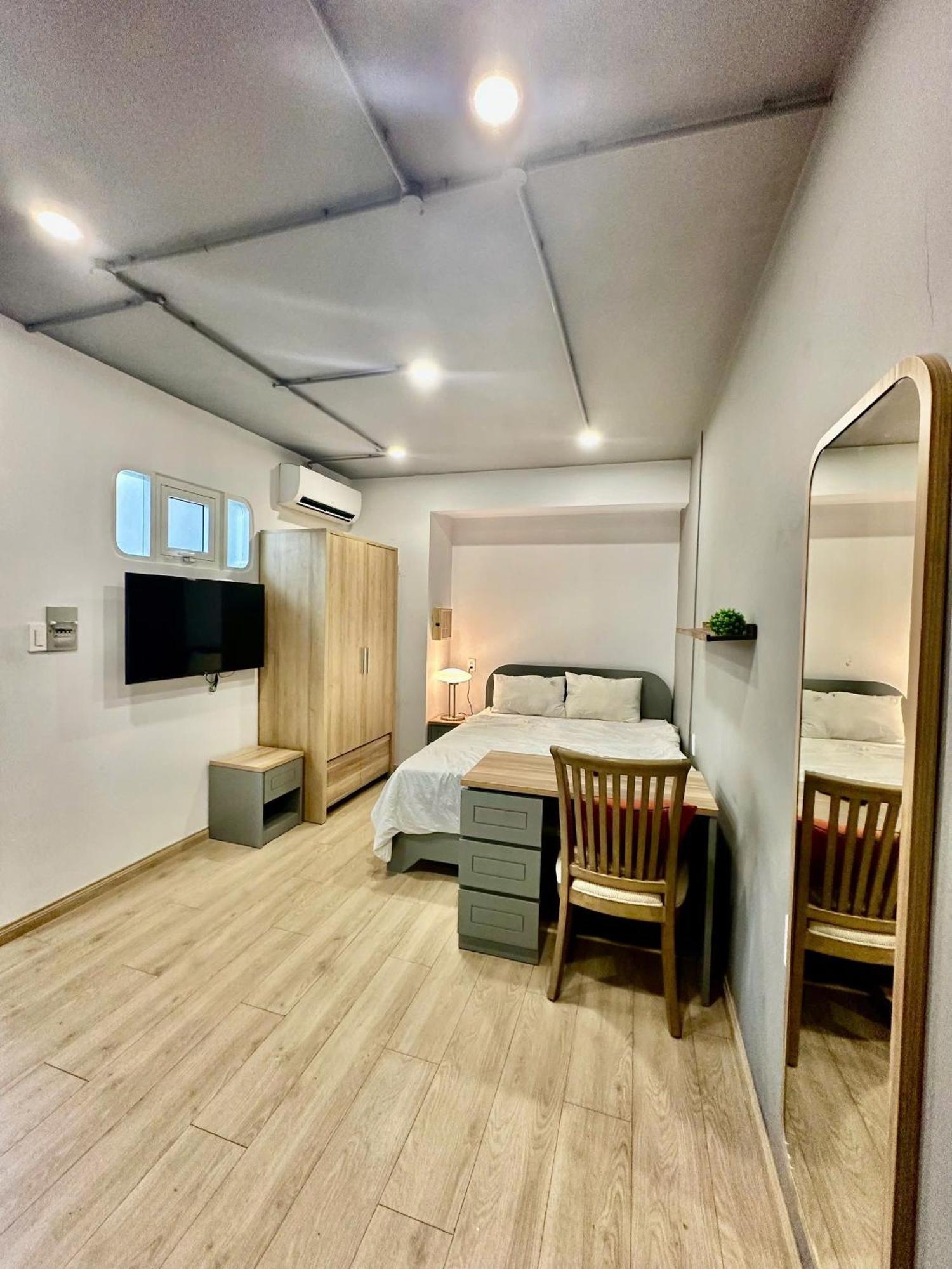 Ho Cao Cap Gan Nha Ga T3 San Bay Tan Son Nhat Ho Chi Minh City