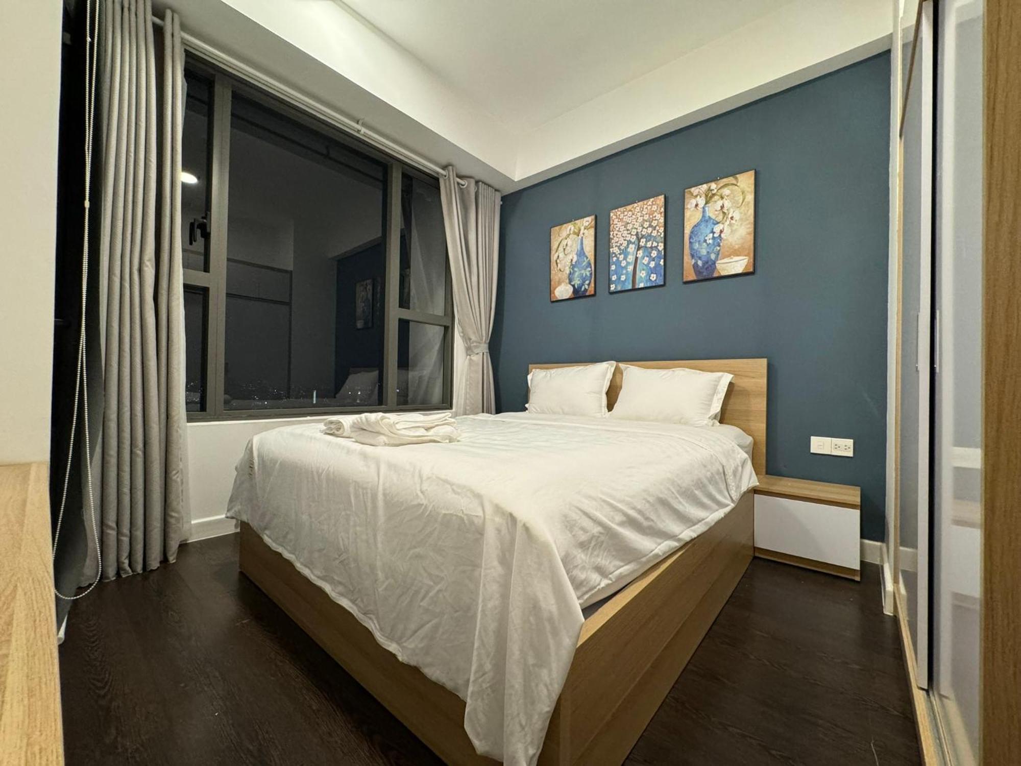 Rivergate Apartment