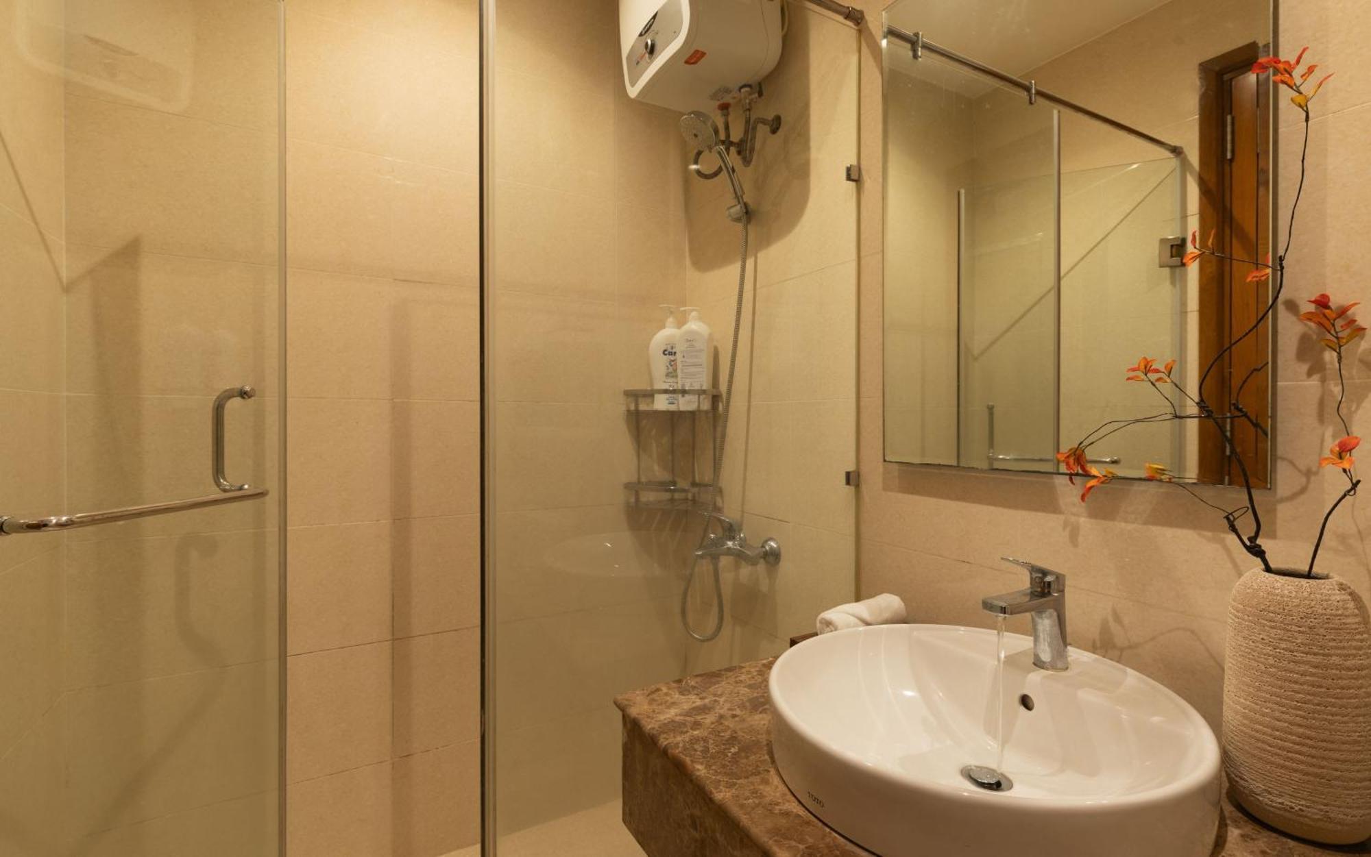 Luxstay Tan Son Nhat Airport Sky Center *