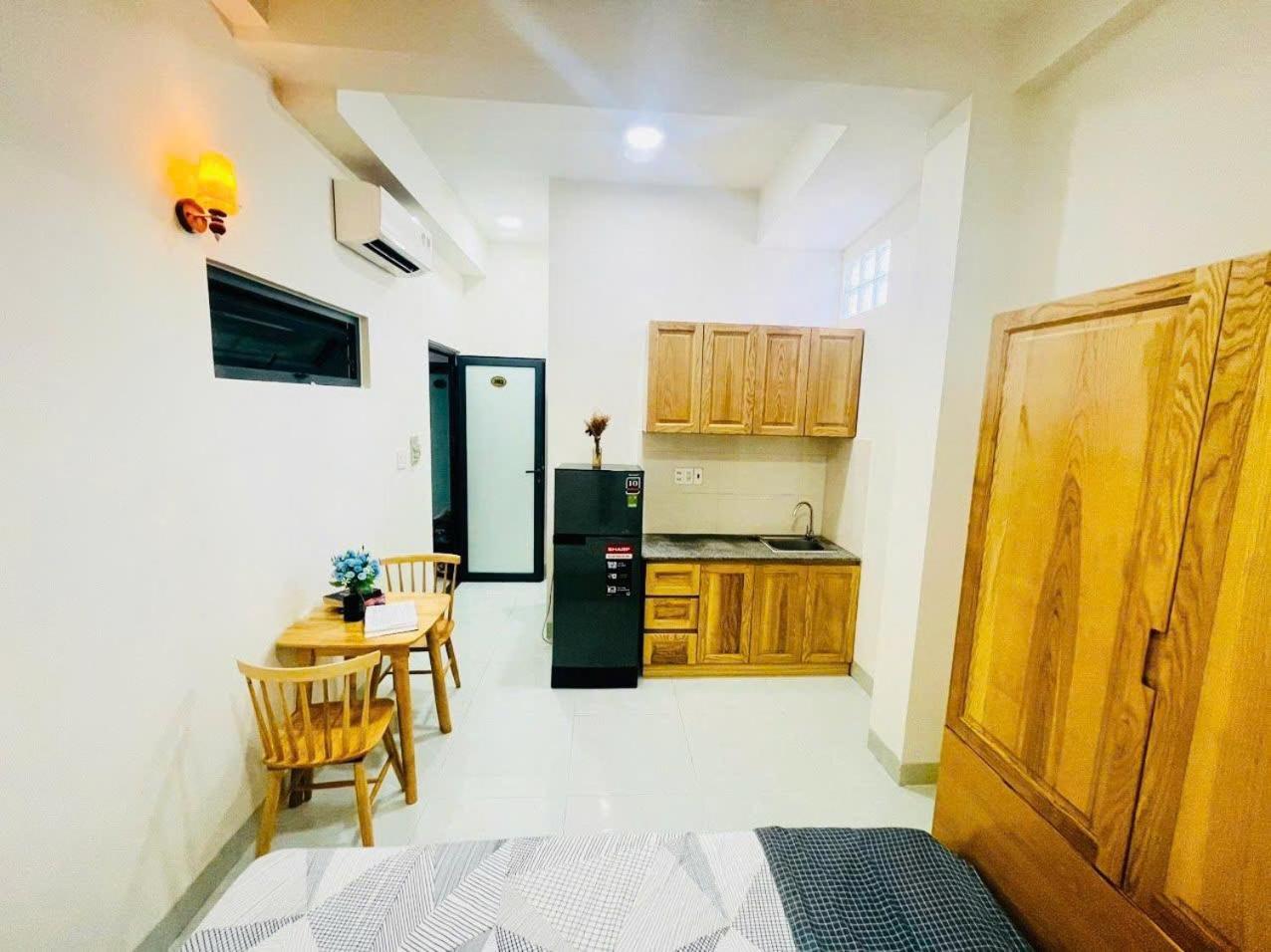 Ho Quan Binh Thanh Apartment *