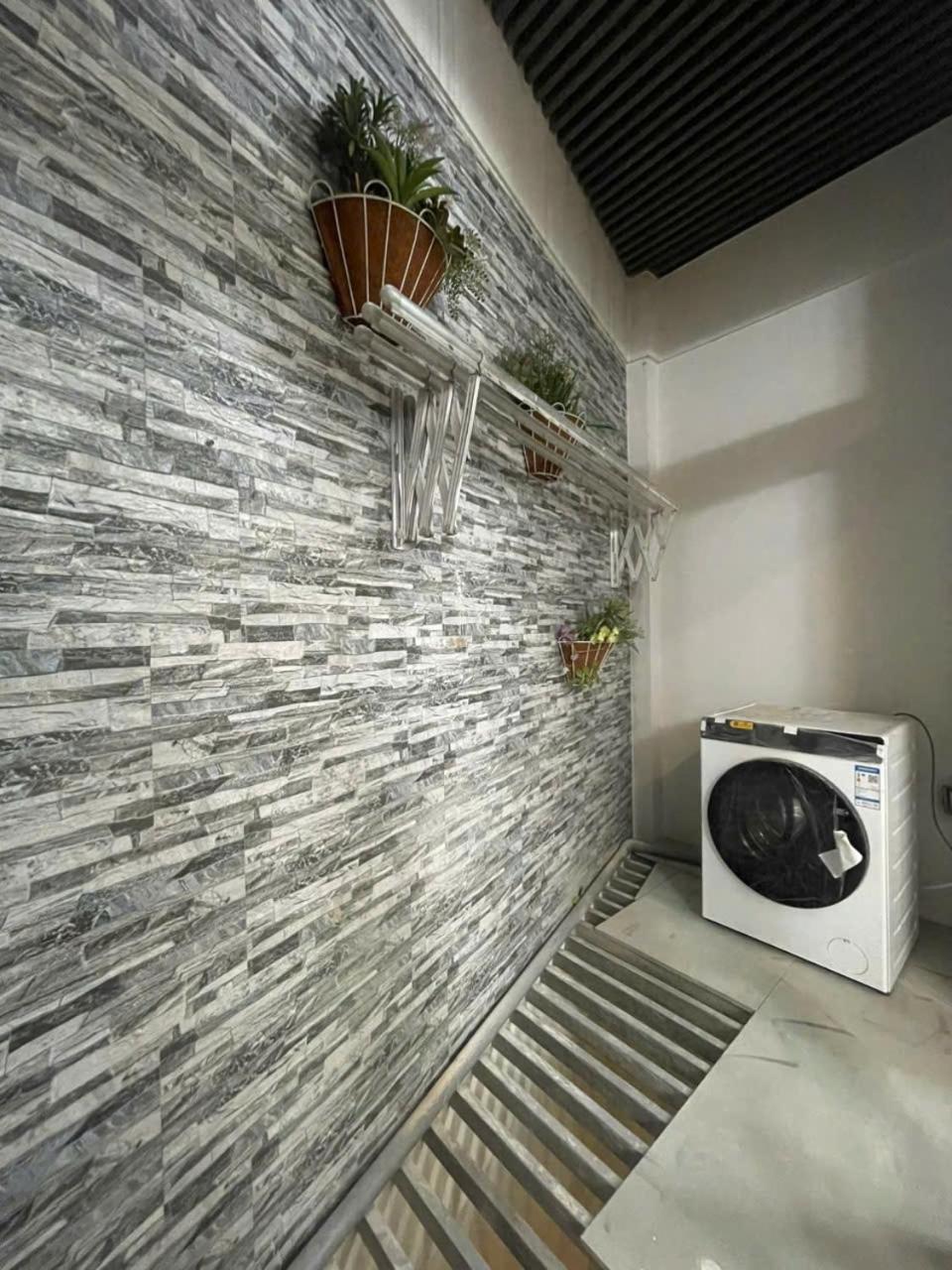Tan Cang Lamark 81 Apartment