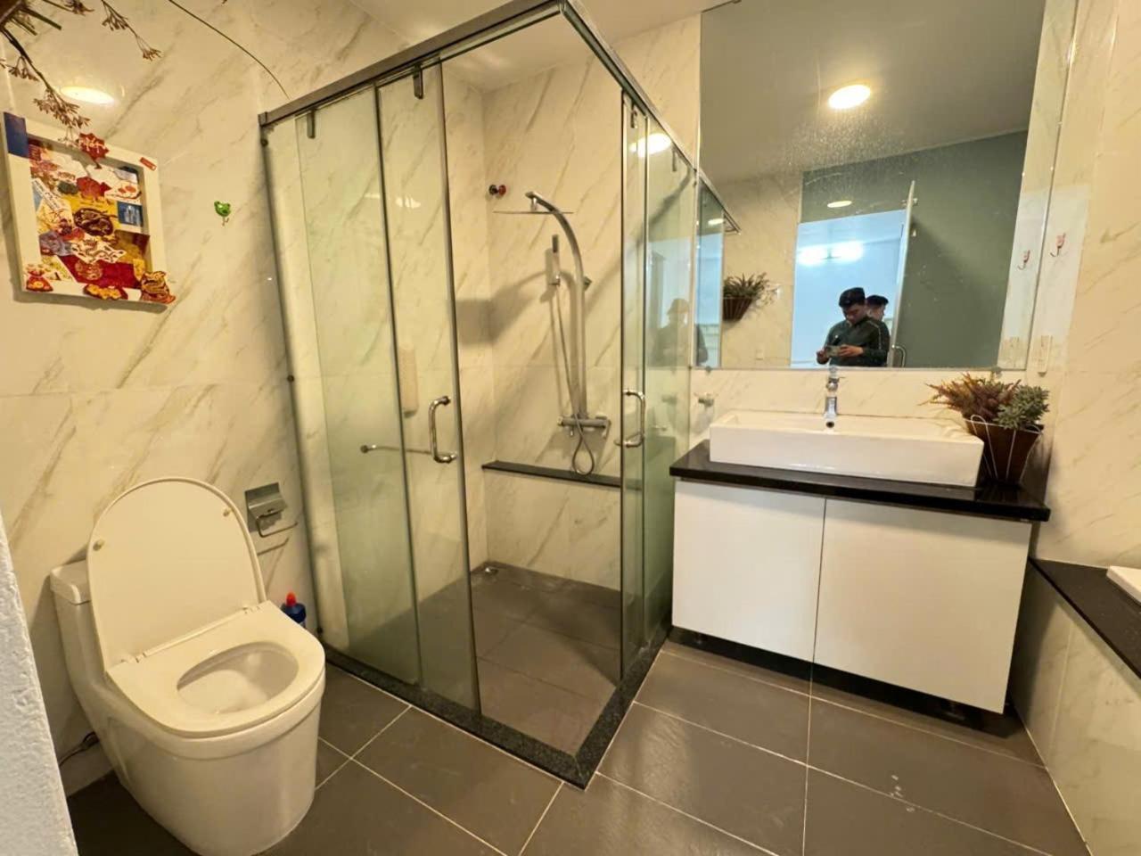 Apartment Tan Cang Lamark 81 *