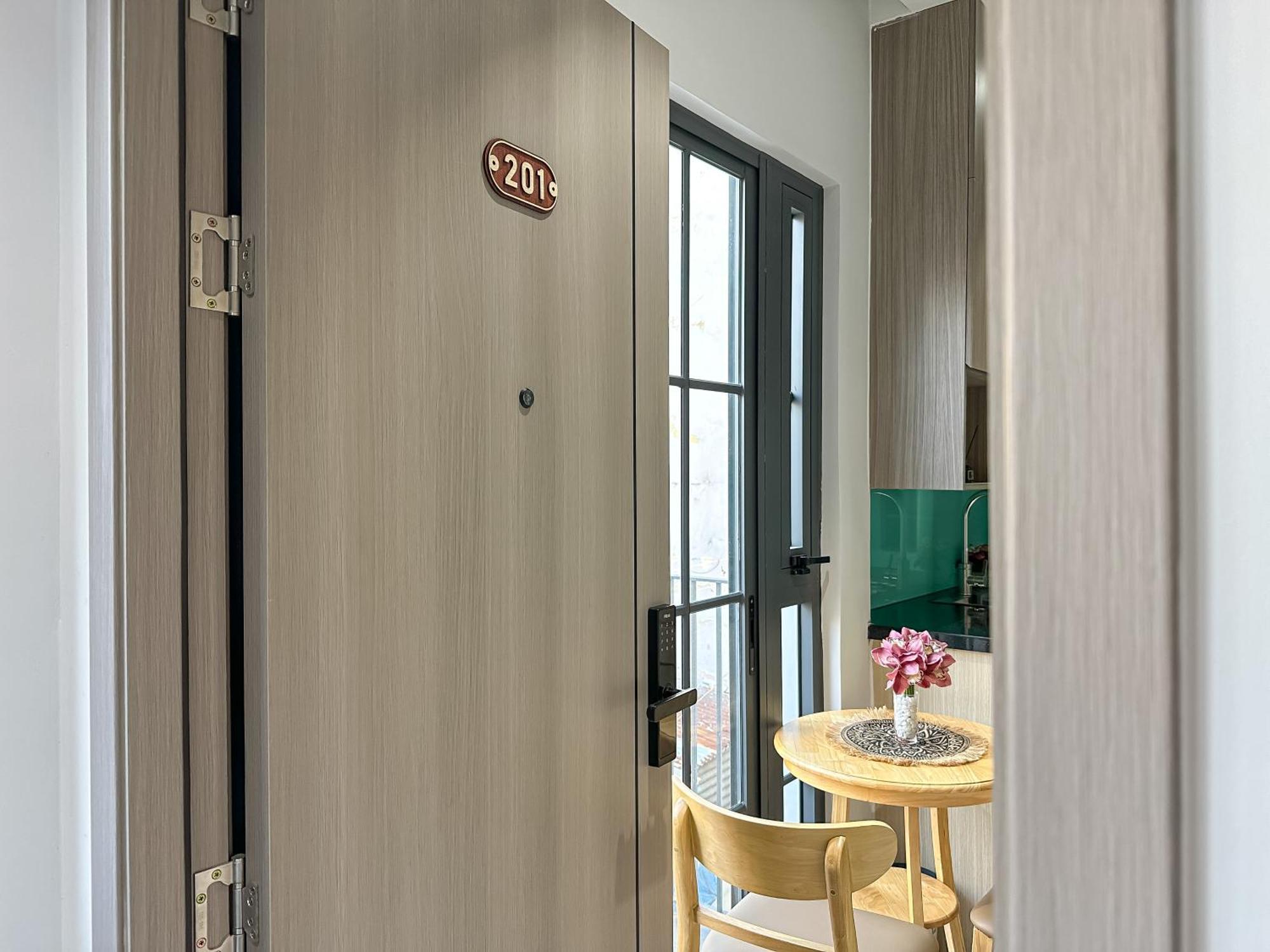 Lyn House Aparthotel