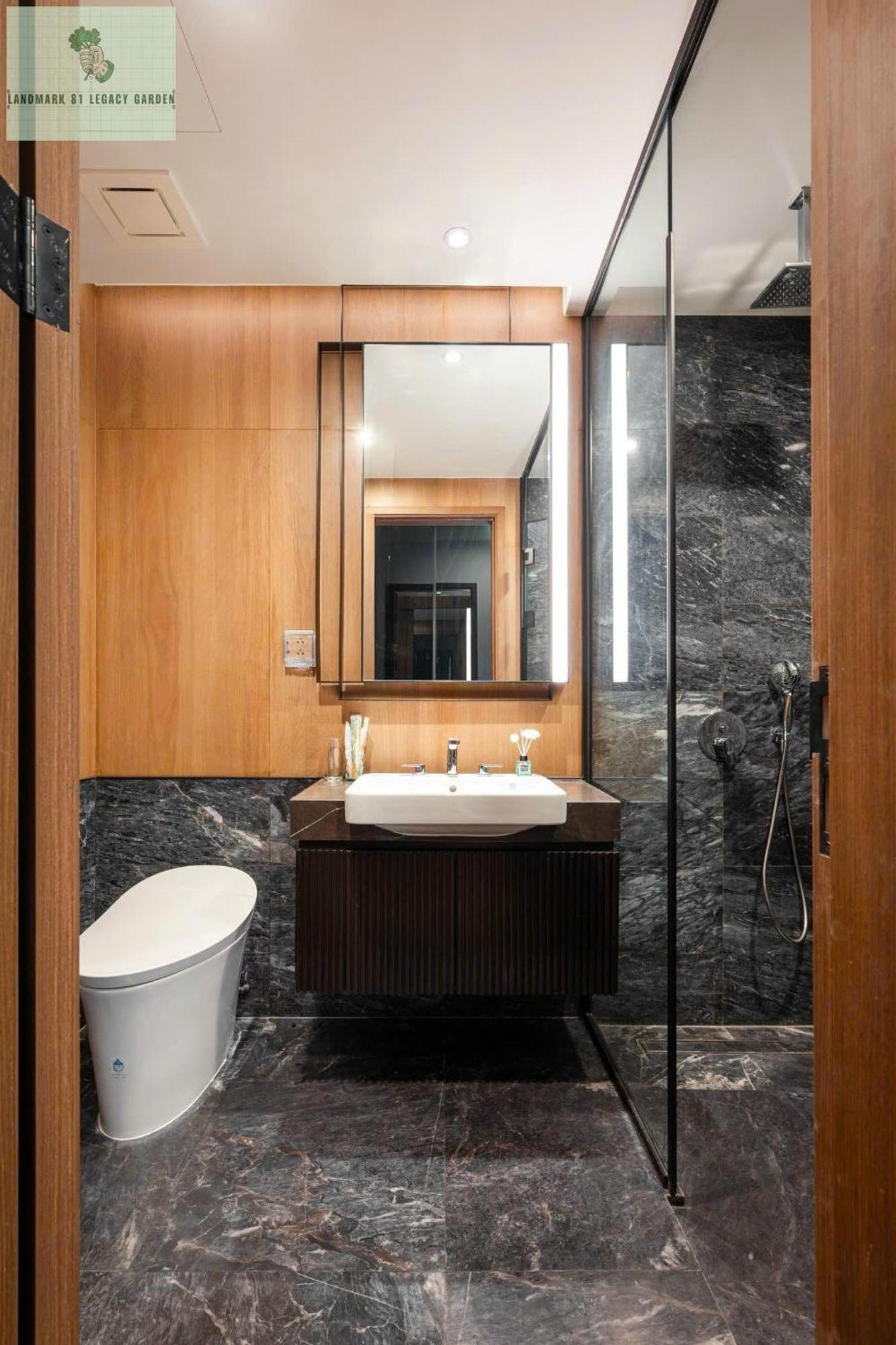 Landmark 81 Legacy Garden Apartment *