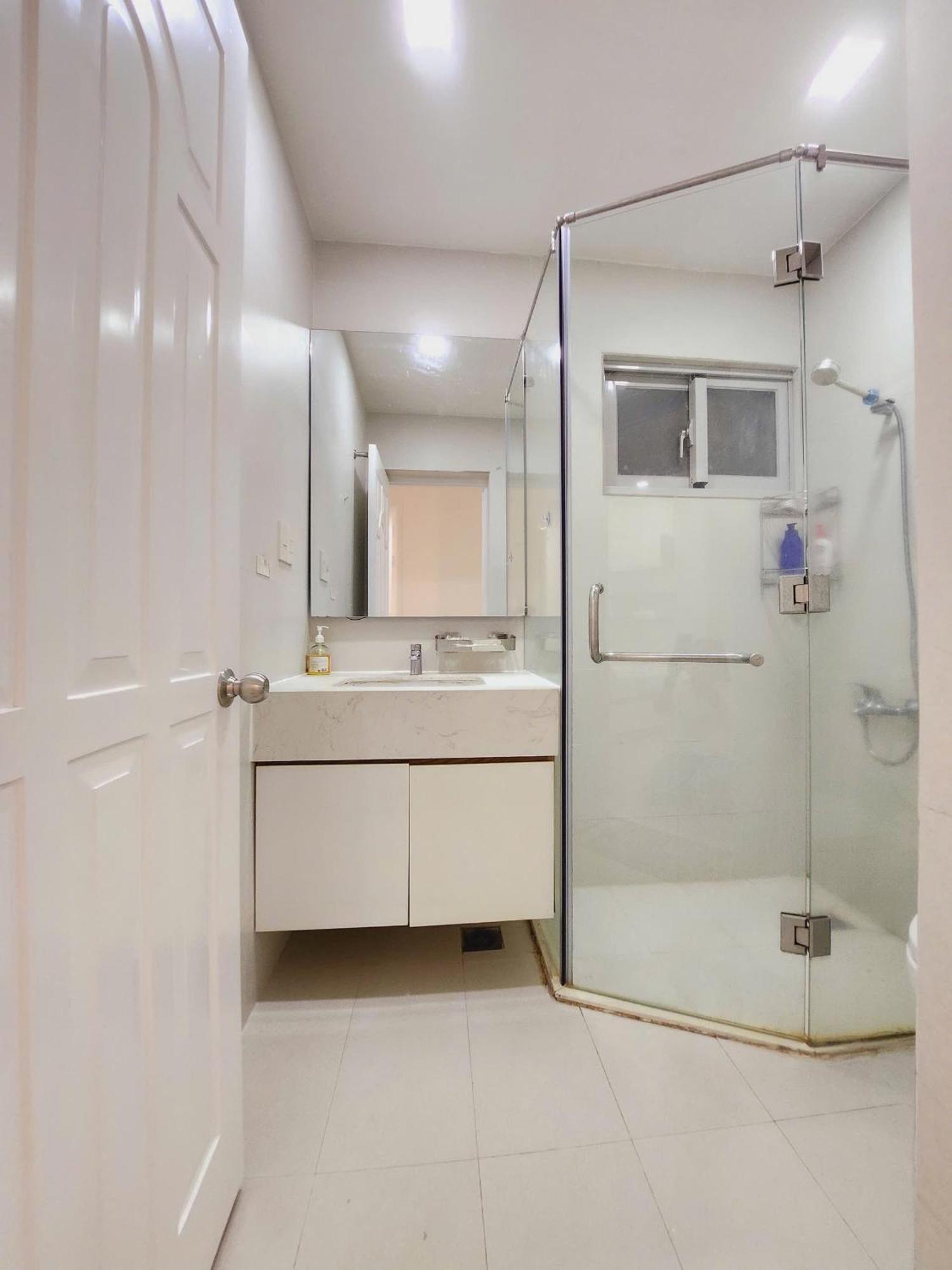 Apartment Near Secc District 7 *