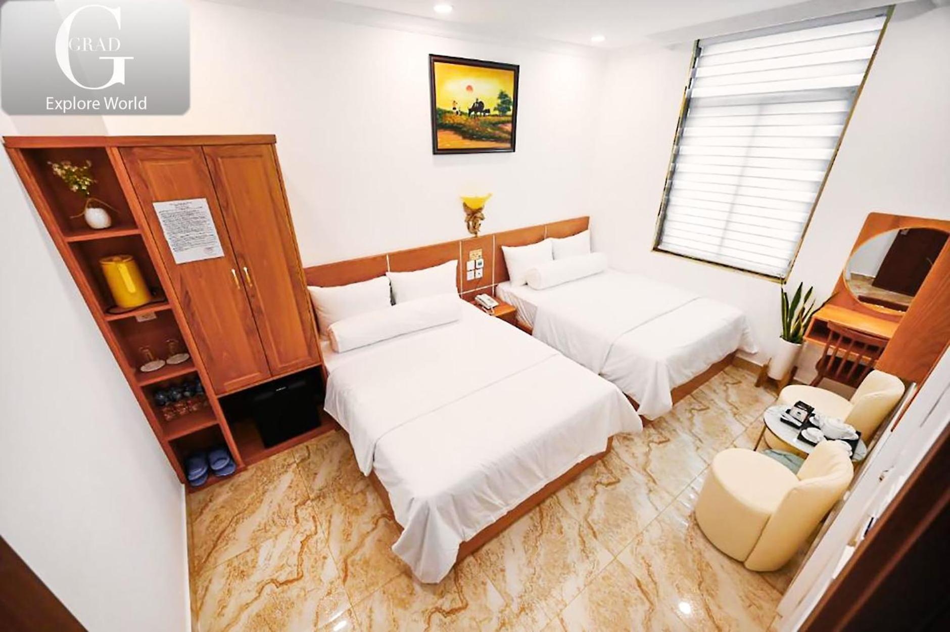 Grad Ly Ly 2 Ho Chi Minh City