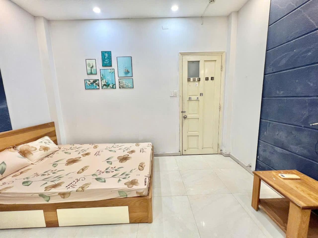 Netfix Romantic Apartment