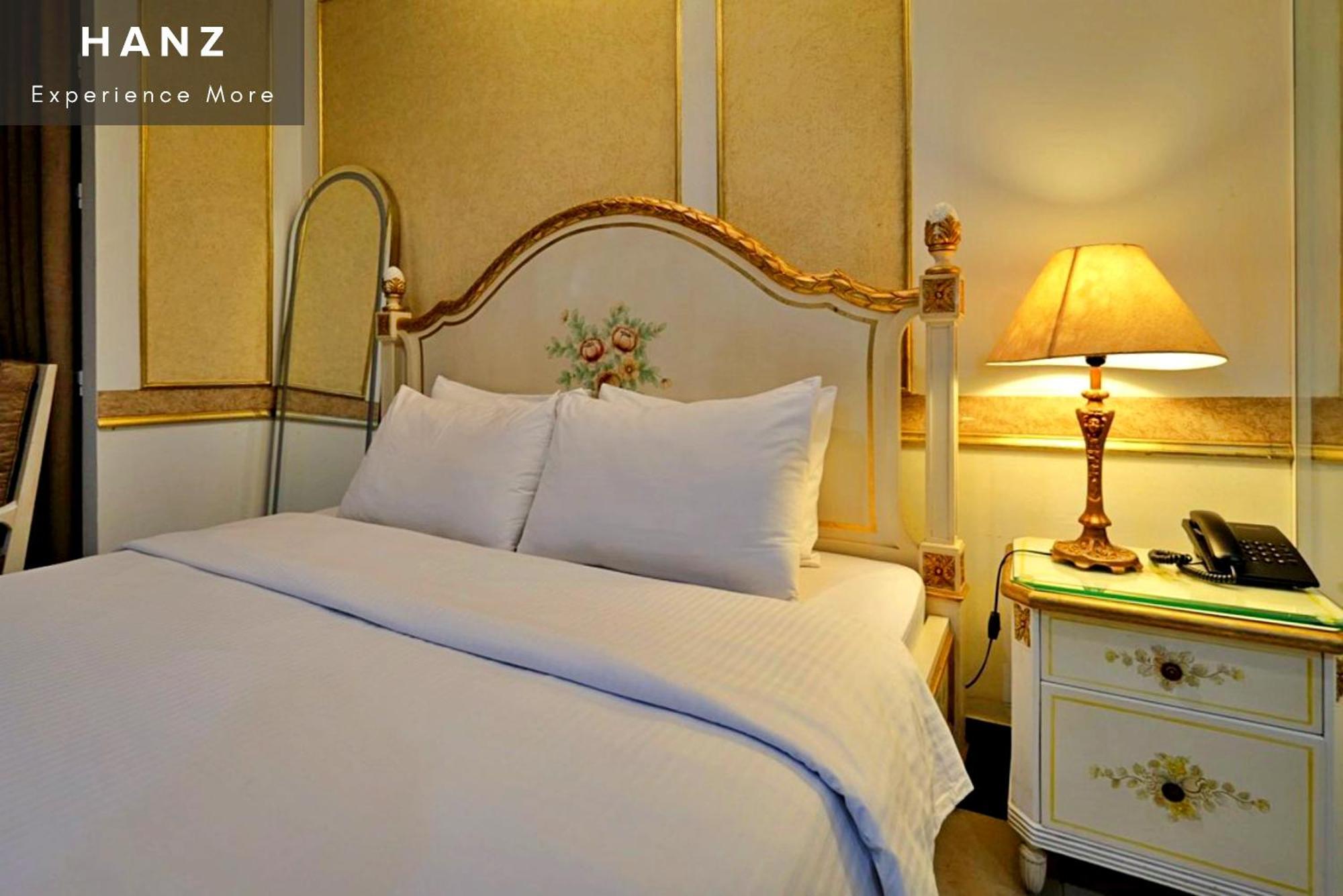 Apartment S79 Business Residences