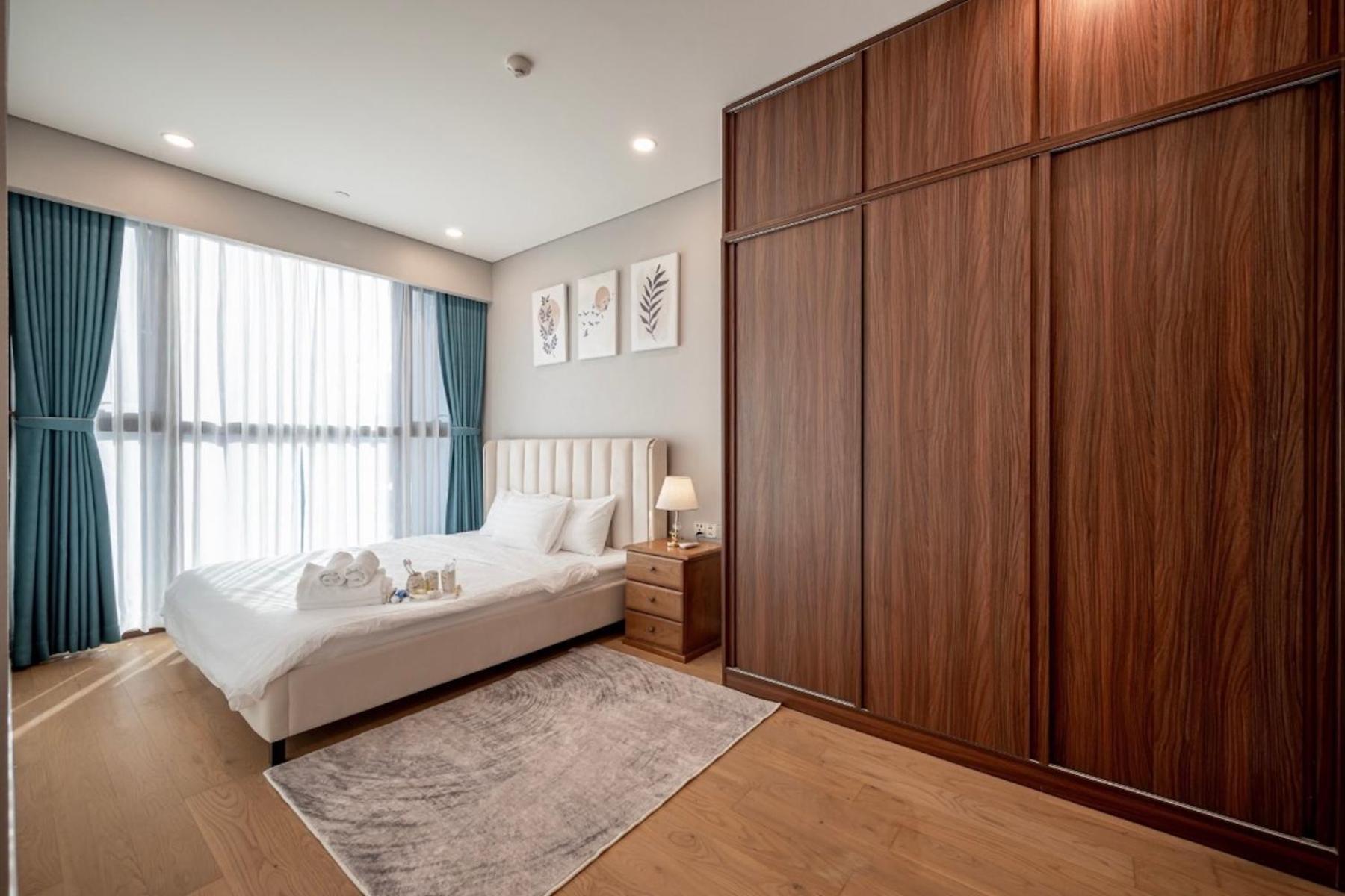 Metropole Hall River & Views Right In Heart Of The Ho Chi Minh City