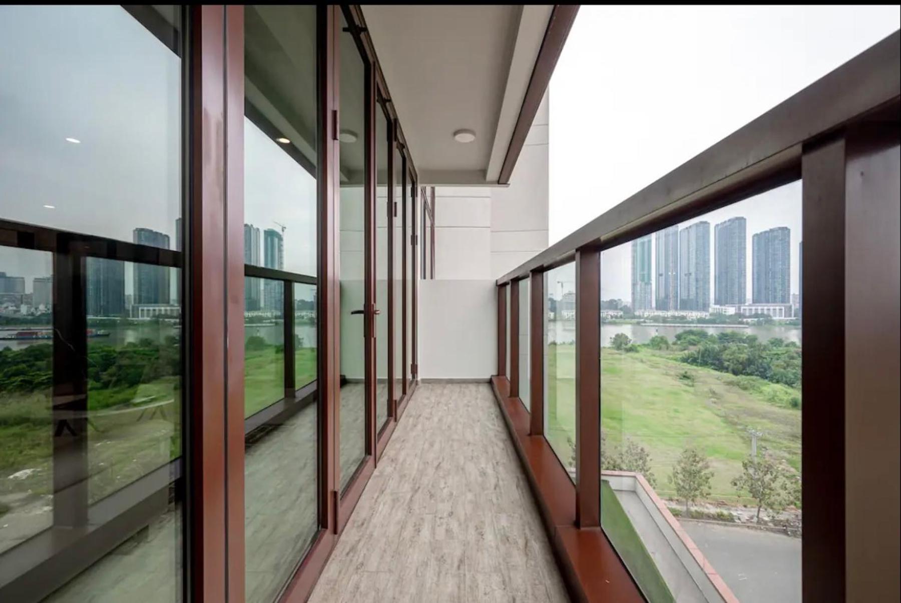 Metropole Hall River & Views Right In Heart Of The Apartment *