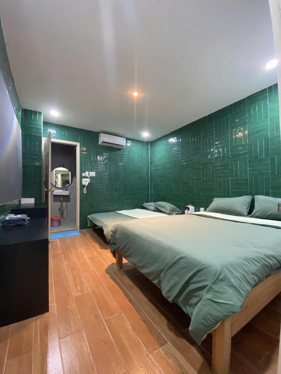 Meow & Cafe 2 Ho Chi Minh City