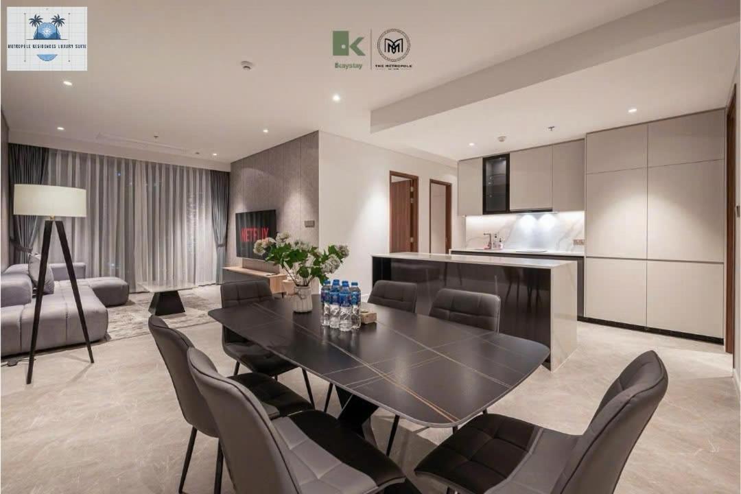 Metropole Residences Luxury Suite
