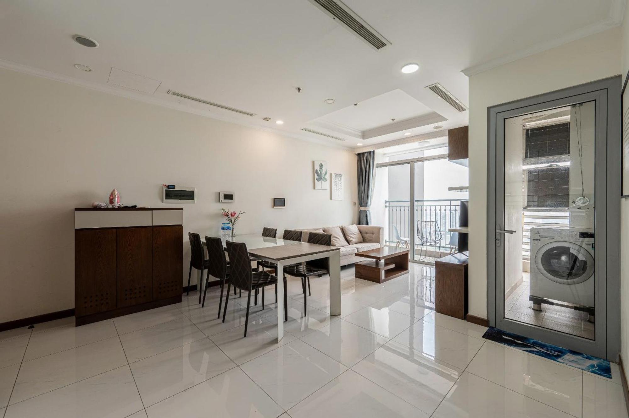 Vinhomes Landmark Luxury Since 2025