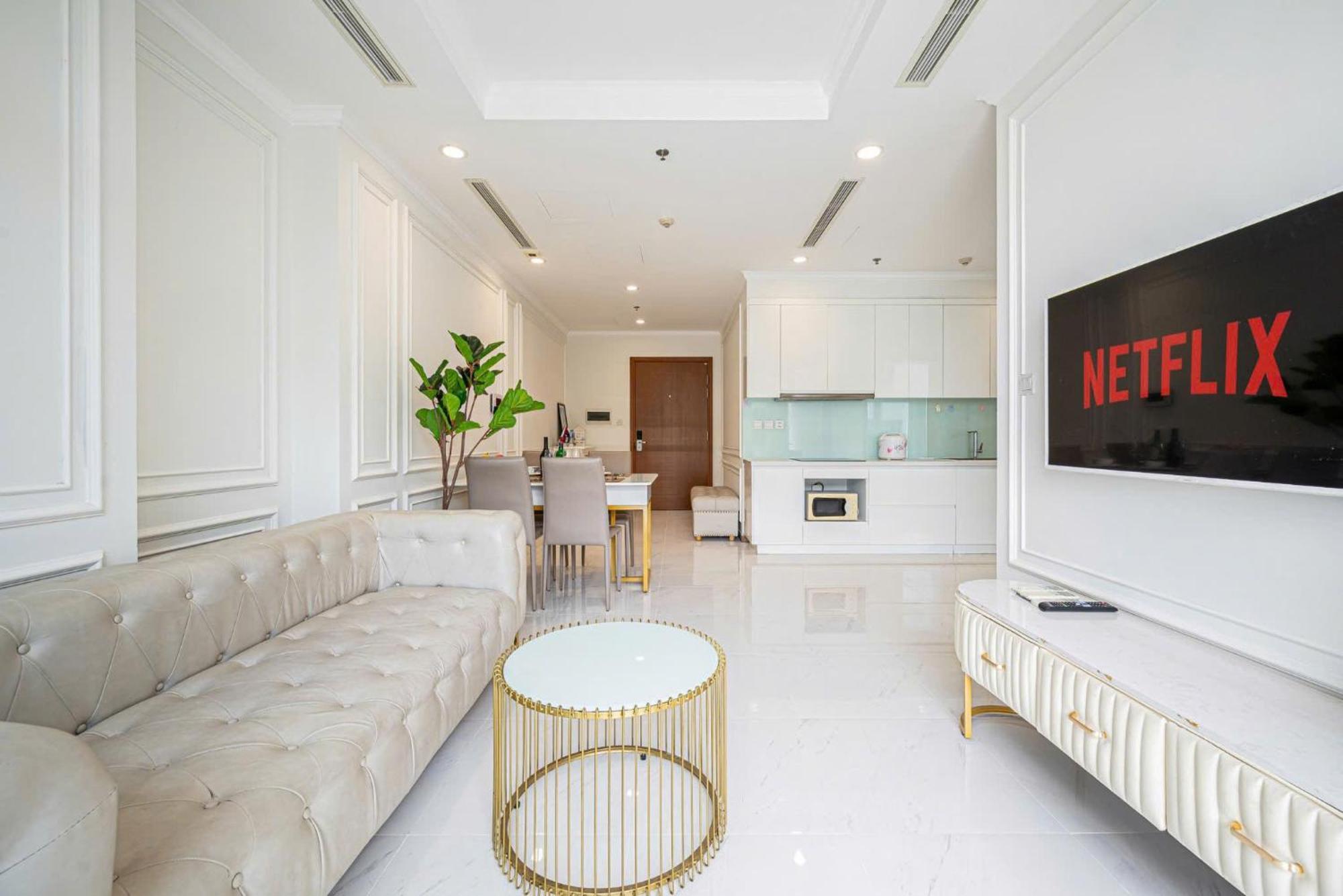 Vinhomes Landmark Luxury Since 2025