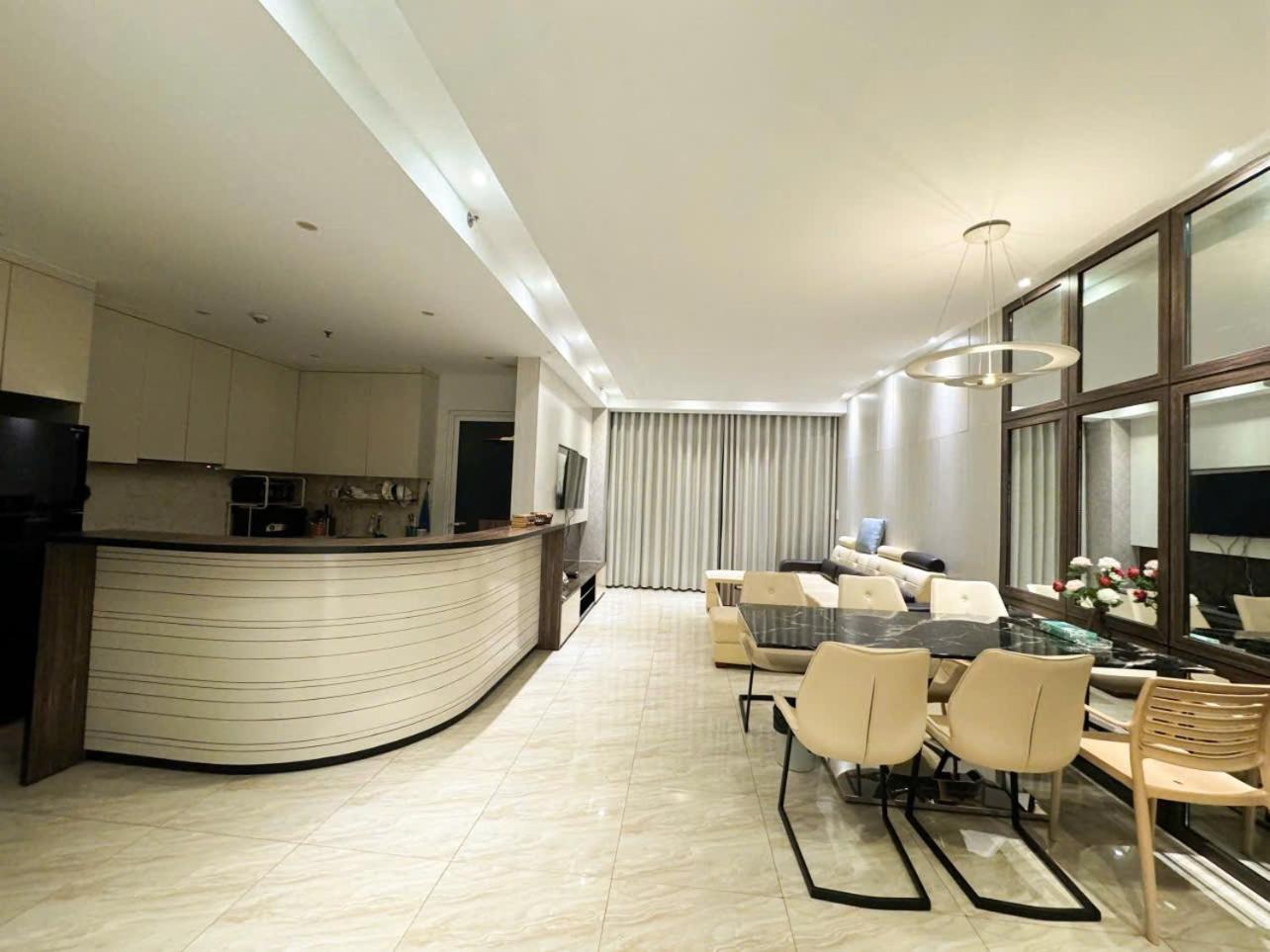 Cityview - Sunrise Quan 7 Apartment *