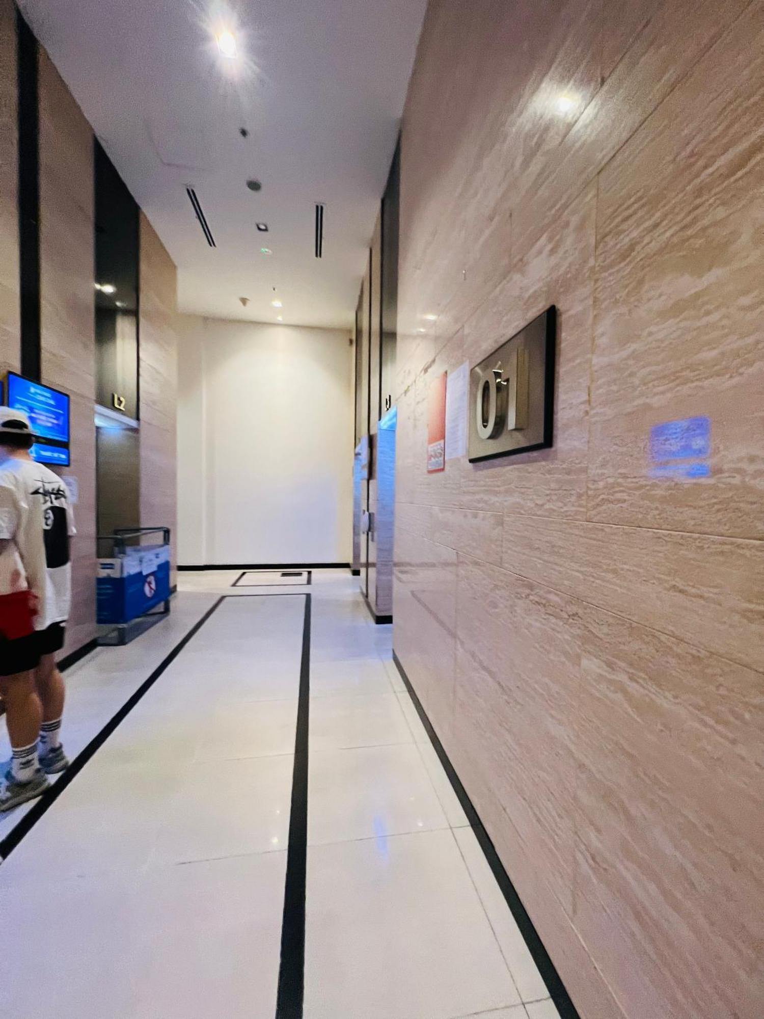 Apartment Cityview - Sunrise Quan 7