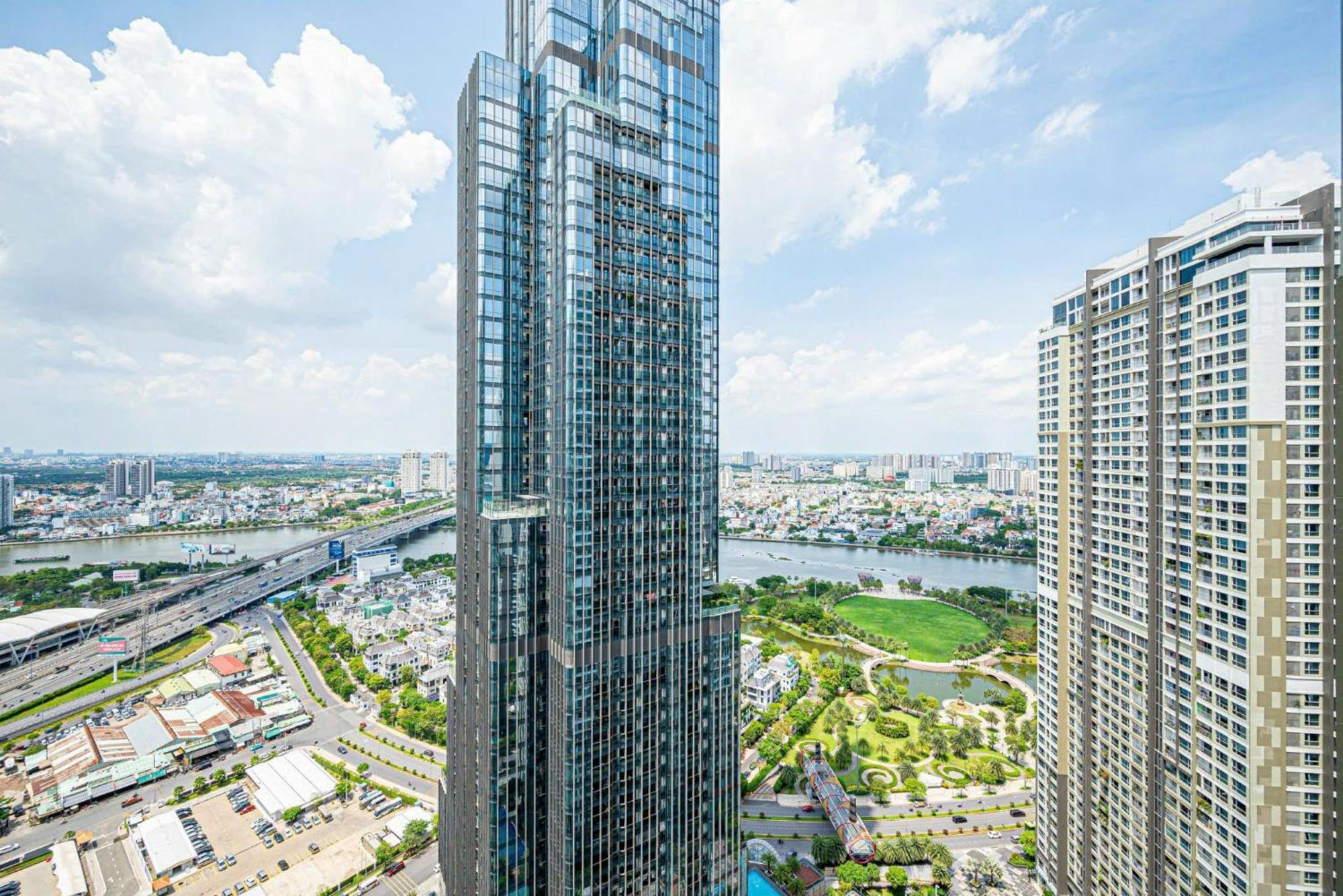 Vinhomes Landmark Luxury Since 2025