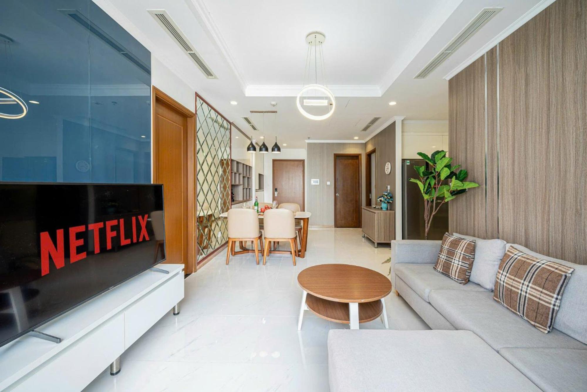 Vinhomes Landmark Luxury Since 2025 Apartment *