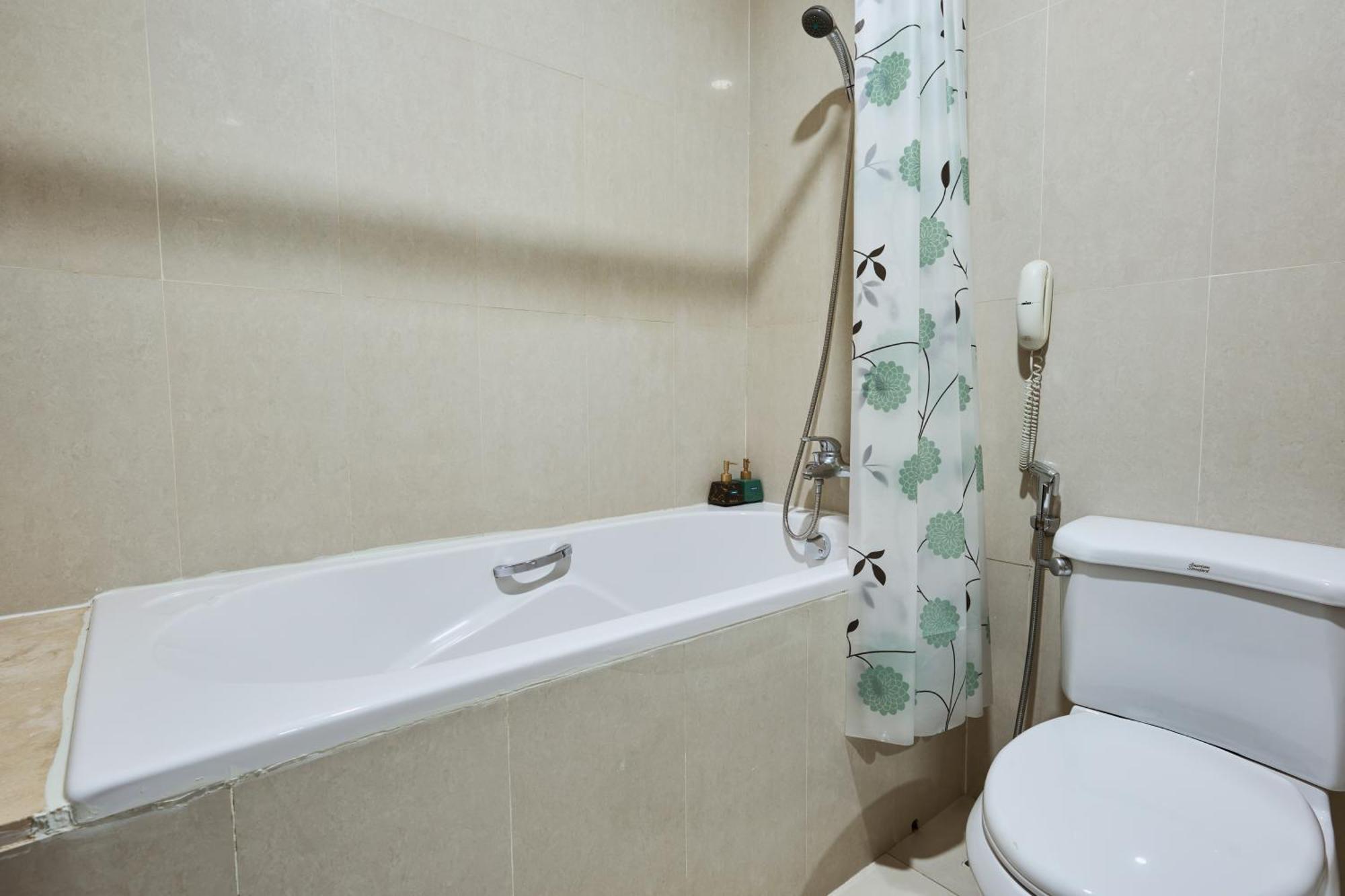 Hotel La Bonita And Ho Chi Minh City