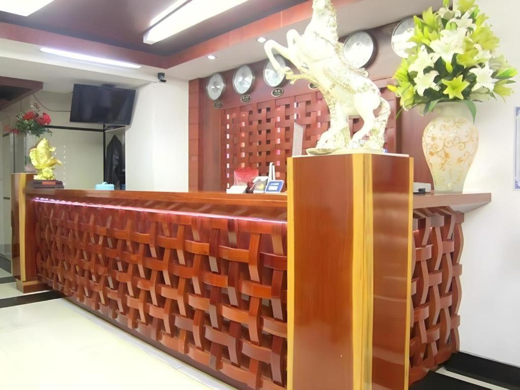 An Dong Center Chinatown Saigon Hotel