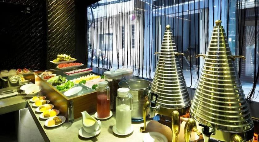 The White 8a Thai Lung 3* Ho Chi Minh City