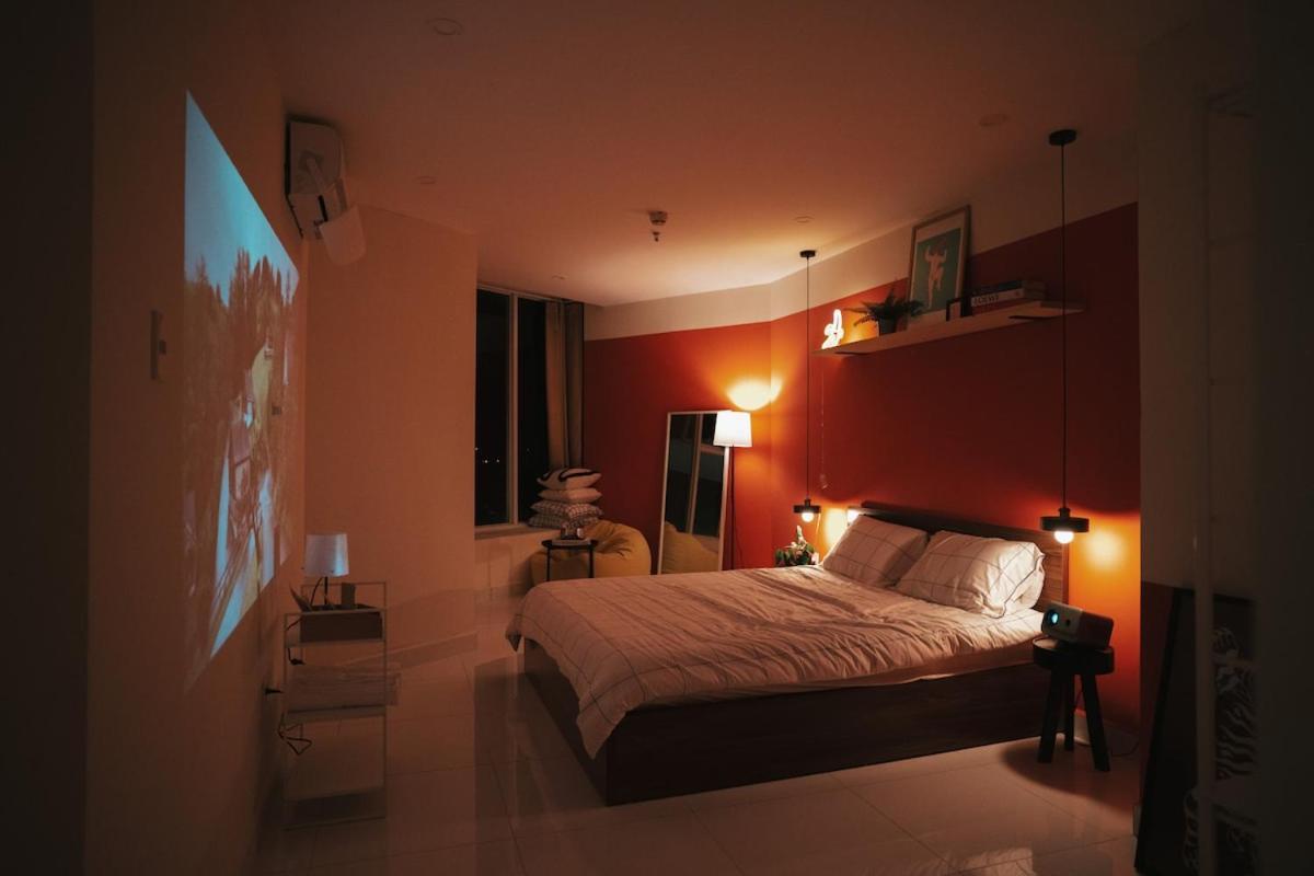 Full Duplex - With Private Pool - Gnite