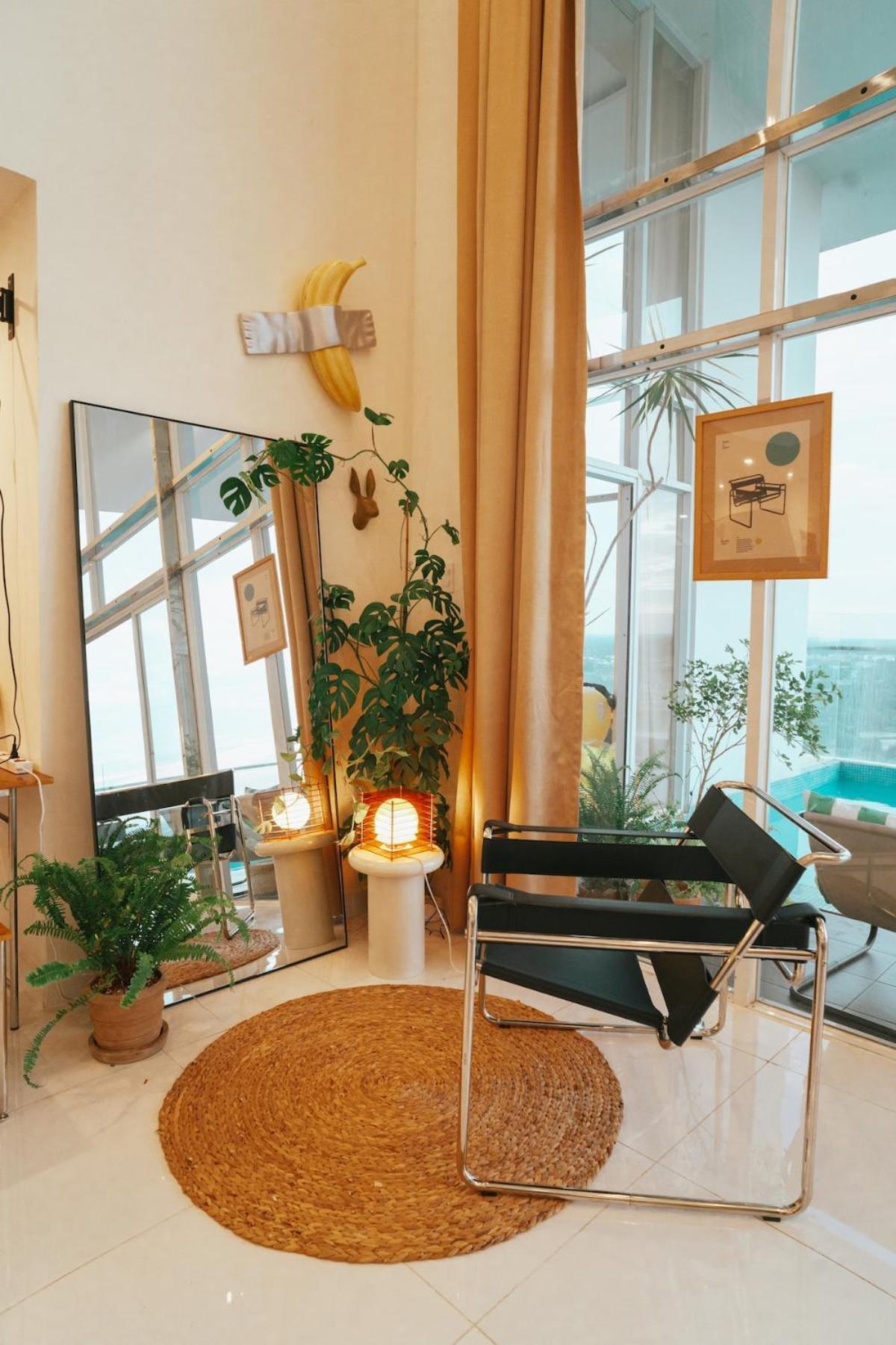 Full Duplex - With Private Pool - Gnite