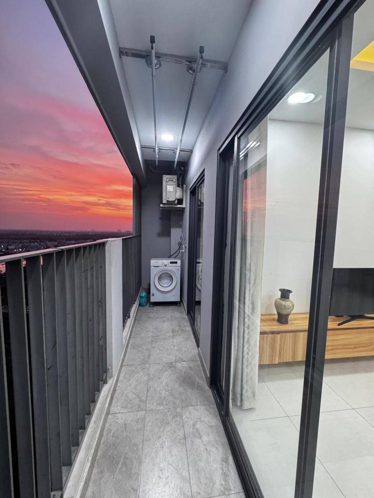 Lavida Plus, 2 Bedrooms In District 7 Apartment *