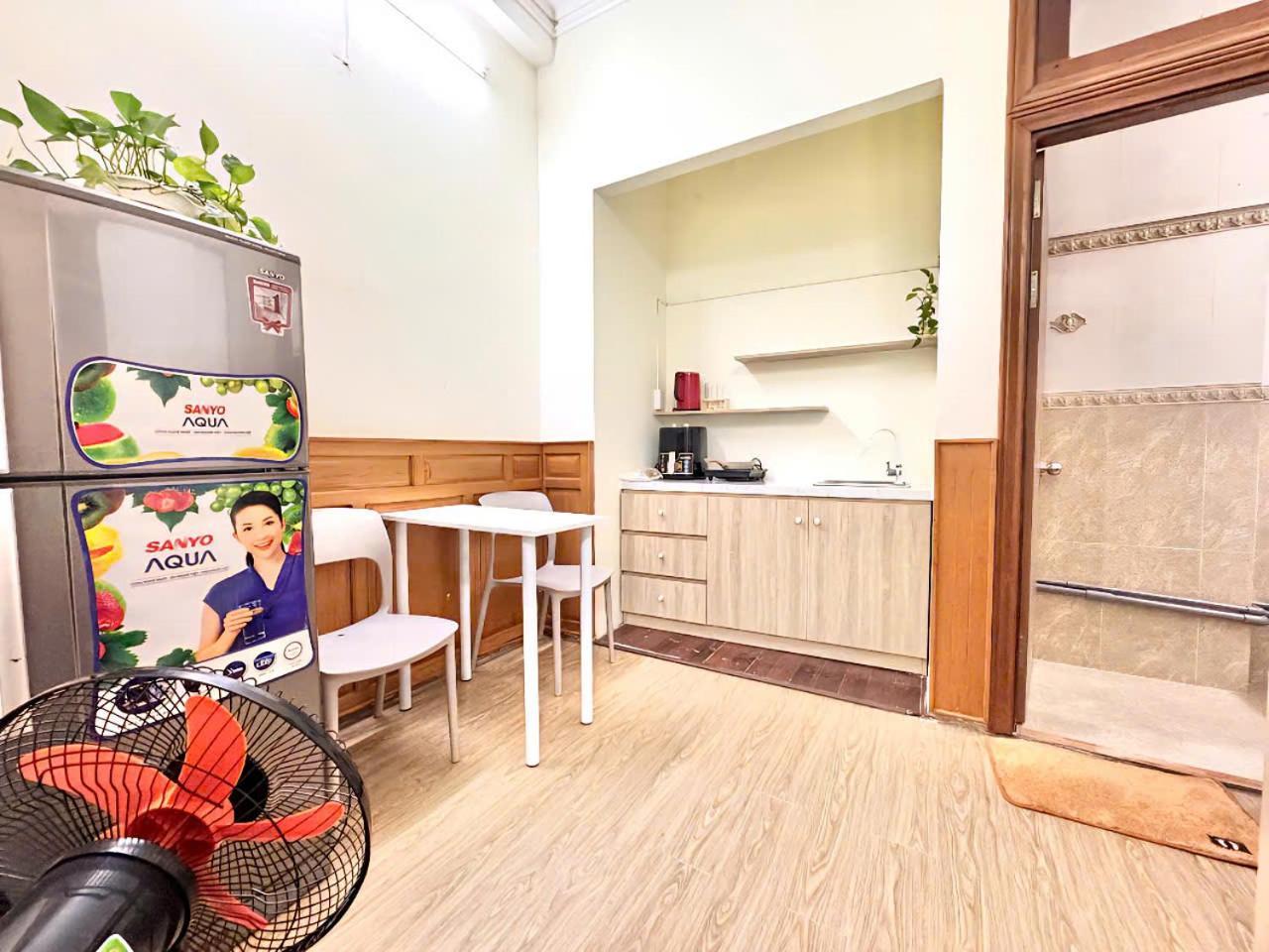 2br Private Kitchen At 2nd Floor Near Canal Apartment Ho Chi Minh City