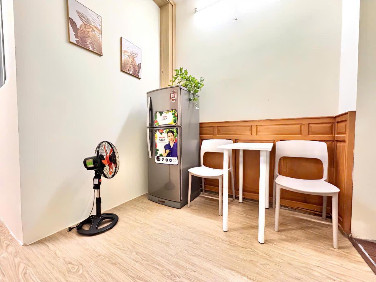 2br Private Kitchen At 2nd Floor Near Canal *