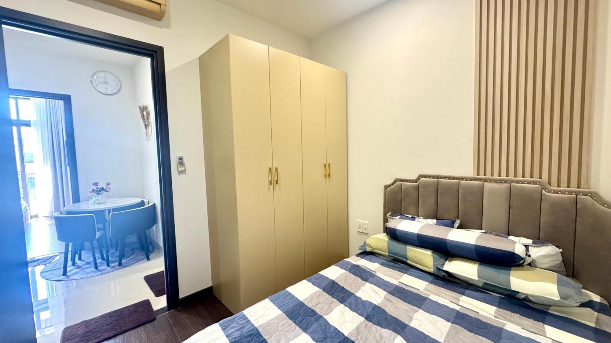 Ho Dich Vu 5 Sao * Ho Chi Minh City