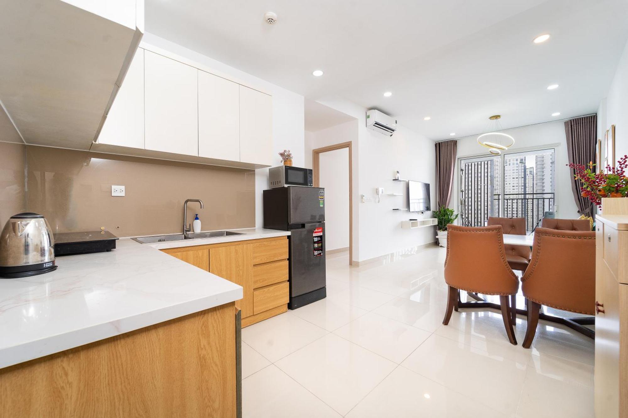 2bedroom - Sunrise View District 7- High Floor *