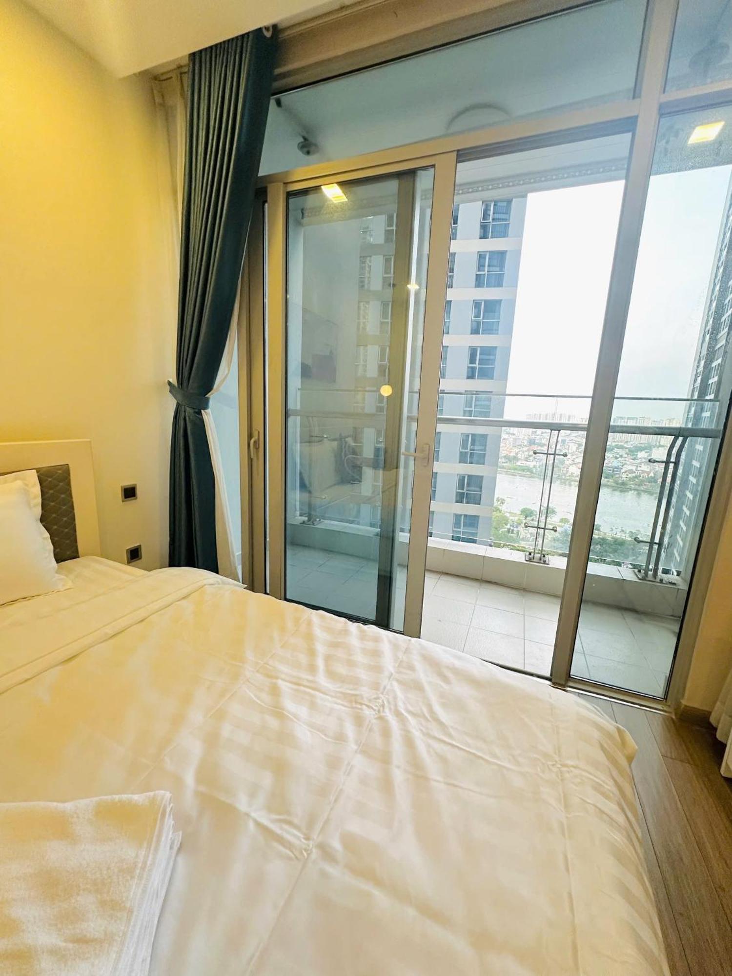 Neovista Landmark Riverside * Ho Chi Minh City