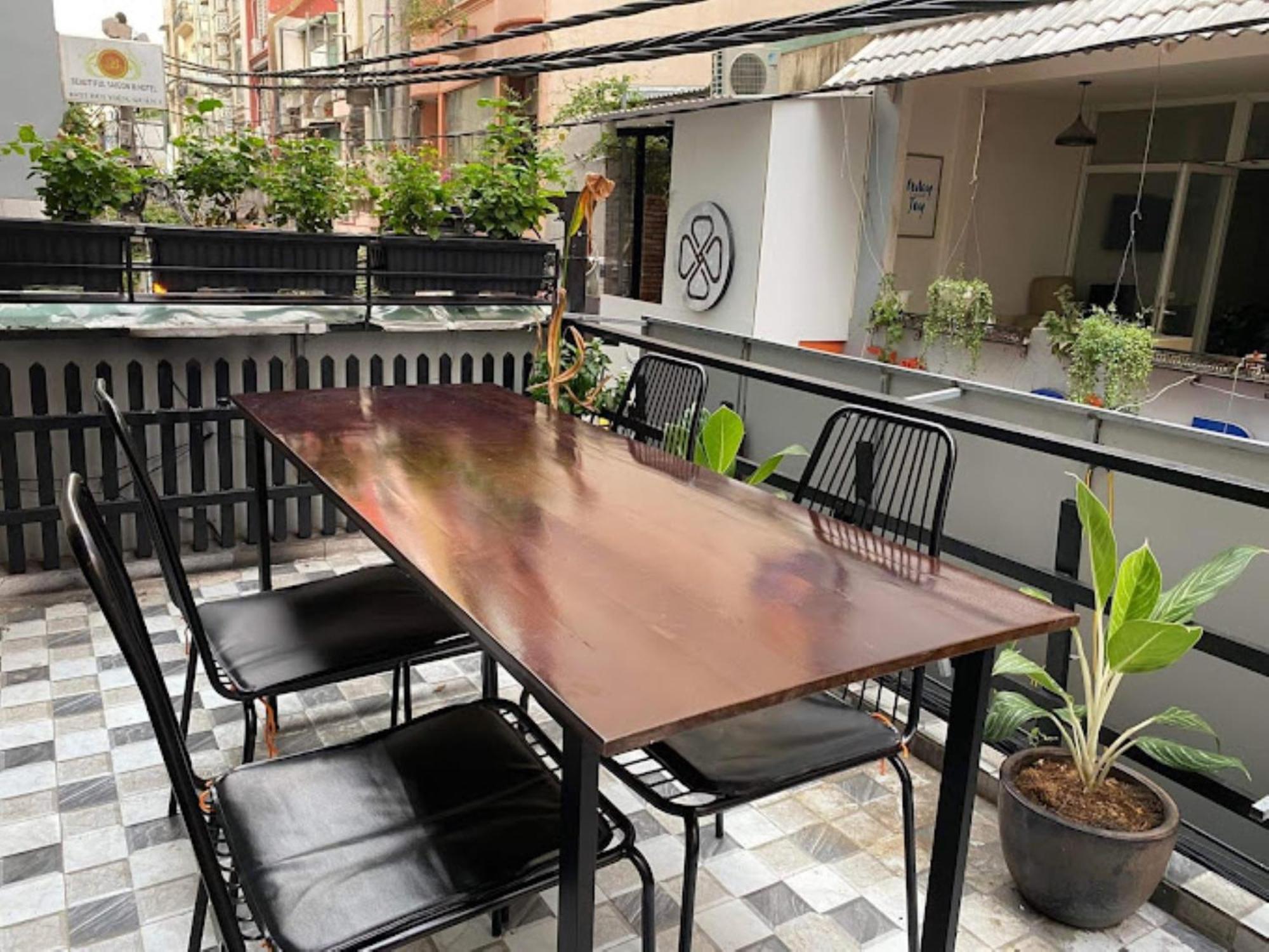 Hotel Acorn Hotel