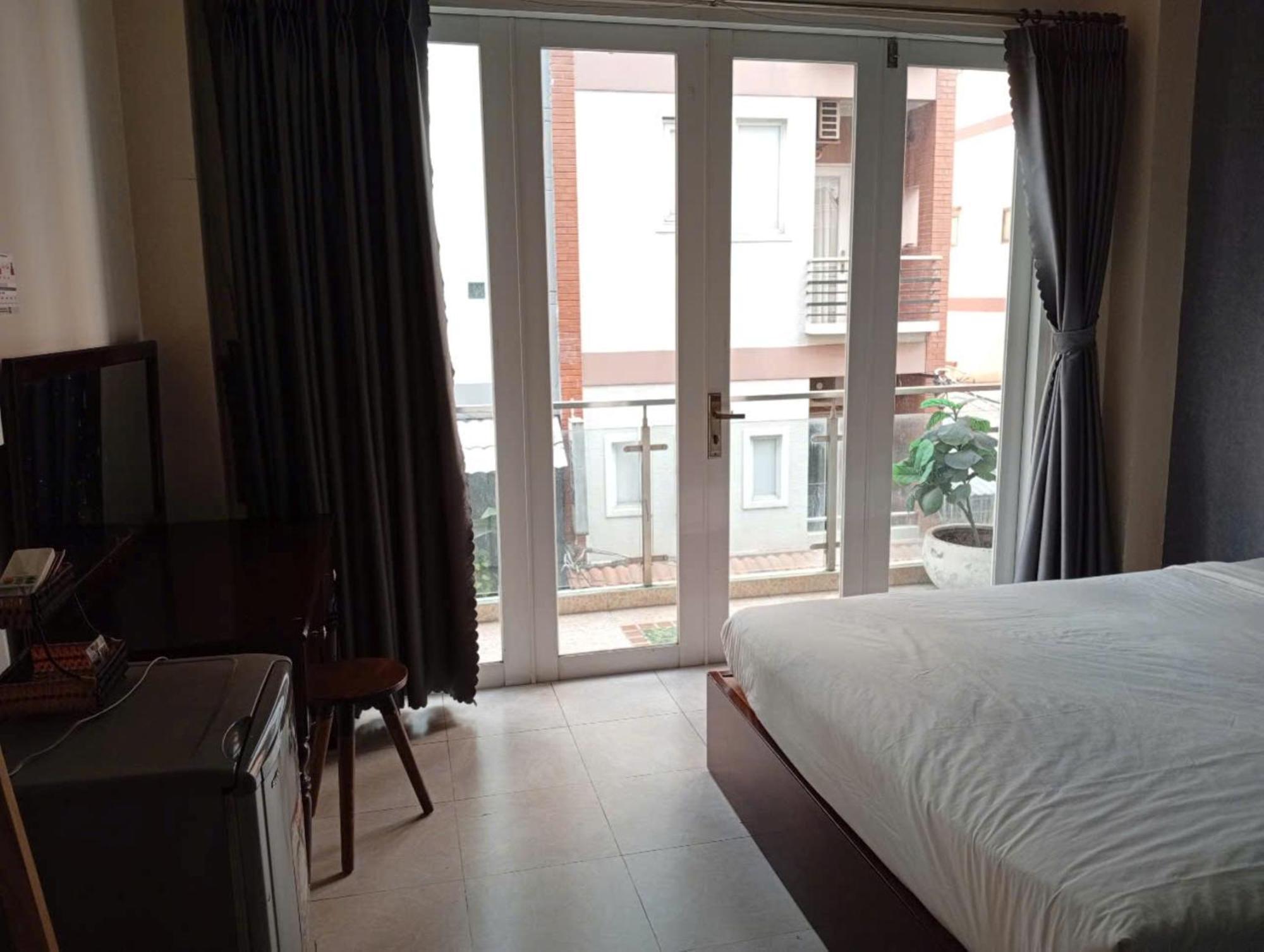 Acorn Hotel Hotel