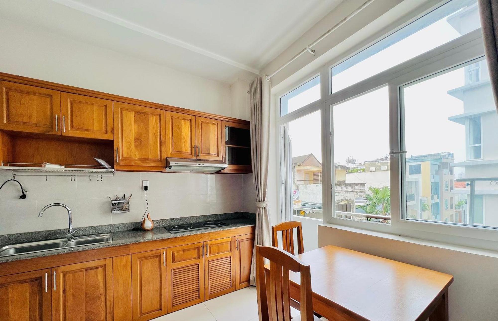 Emerald Apartment