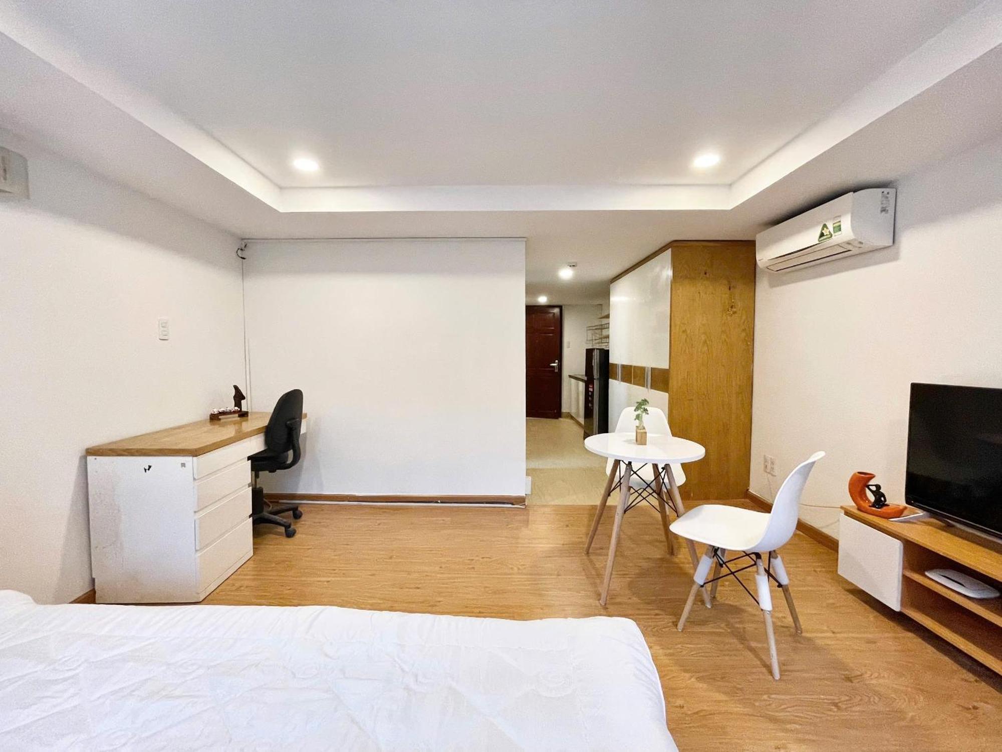 Hoshi Aparthotel *