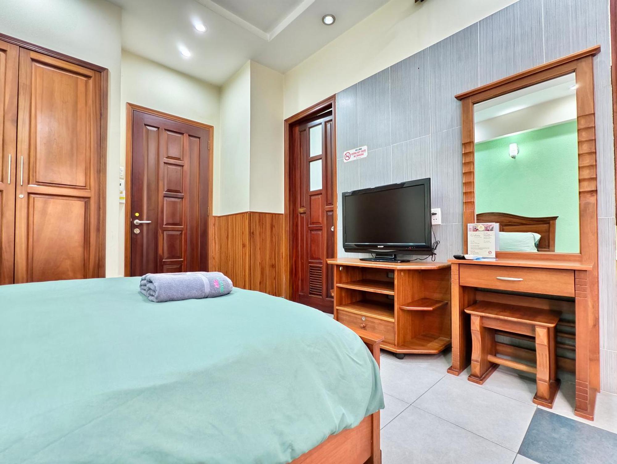 Hotel Sen Vivian Ho Chi Minh City