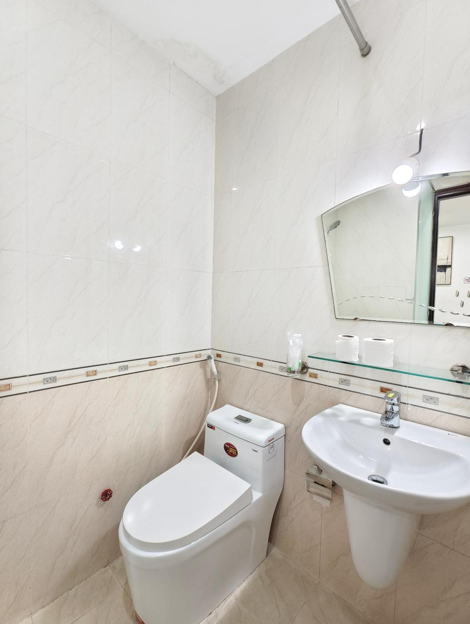 Hotel Sen Vivian Ho Chi Minh City