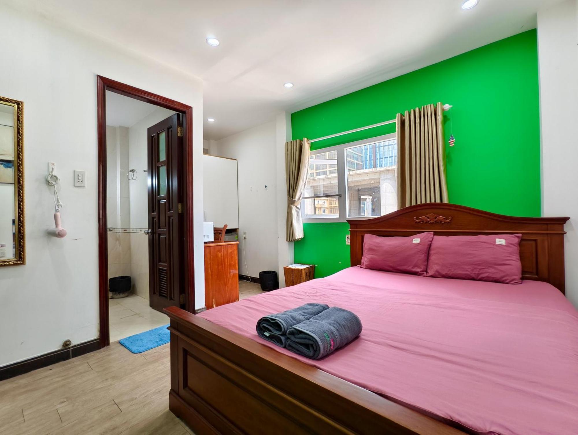 Hotel Sen Vivian Ho Chi Minh City