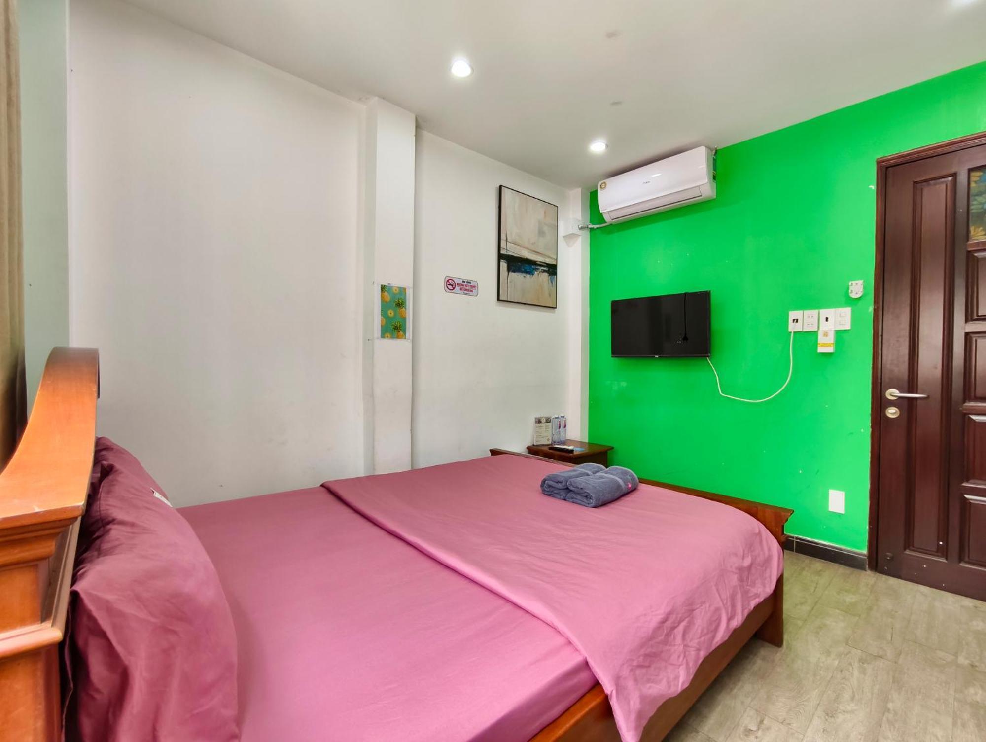 Sen Vivian 3* Ho Chi Minh City