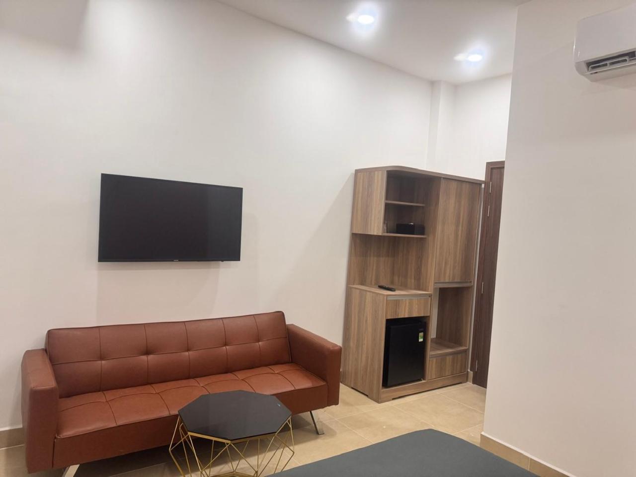 Cozy Airport - Self Check-in 247 Bed & Breakfast Ho Chi Minh City