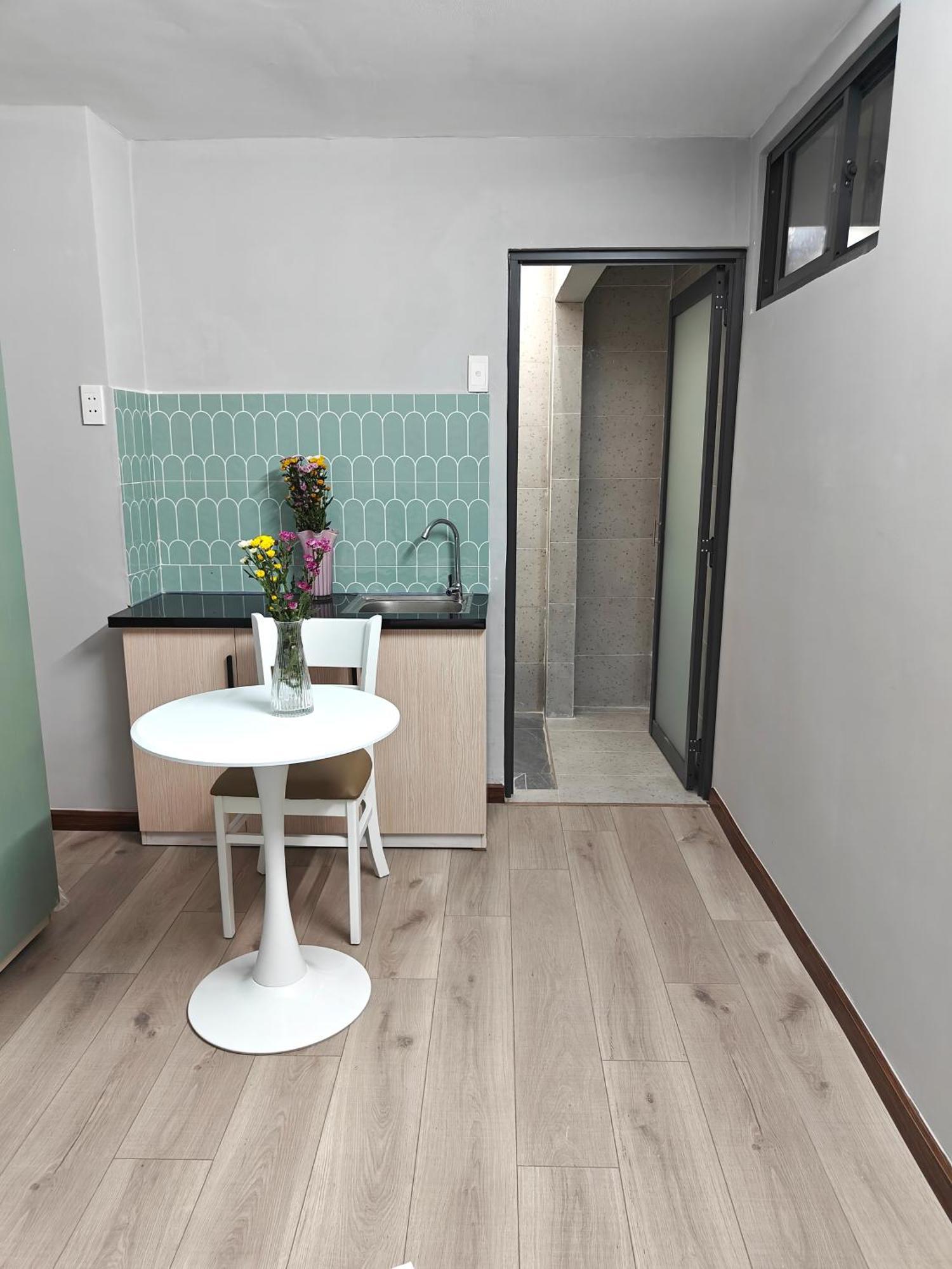 Lux Saigon Manhattan Homestay